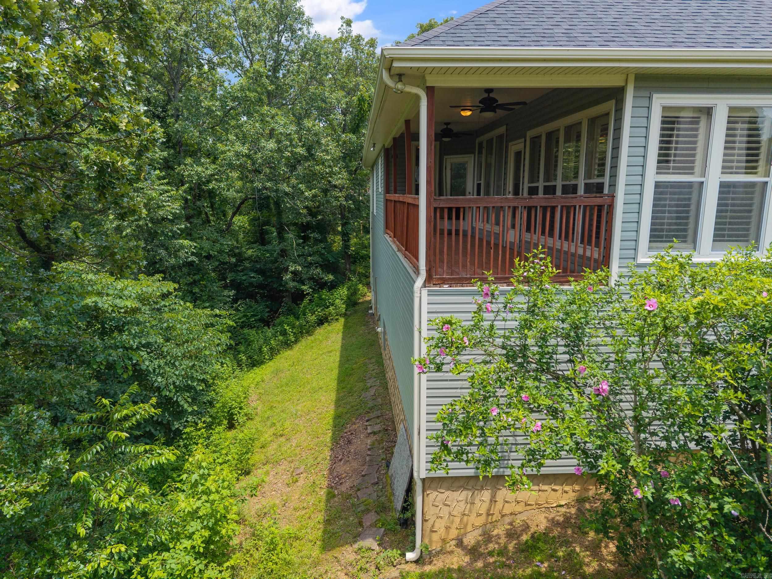 CANTERBERRY POINT - Residential