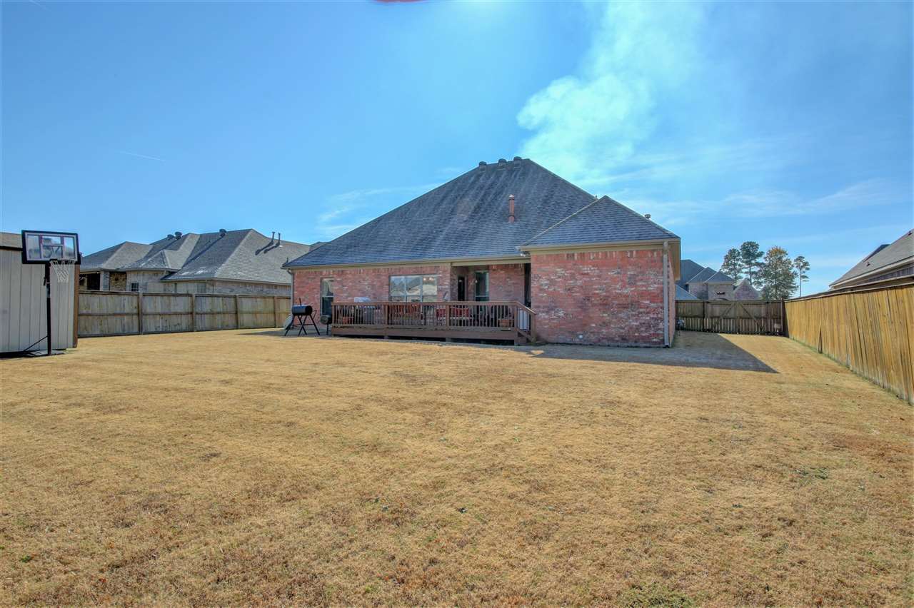 COUNTRY CLUB OF AR-QUARTERS ADDN - Residential