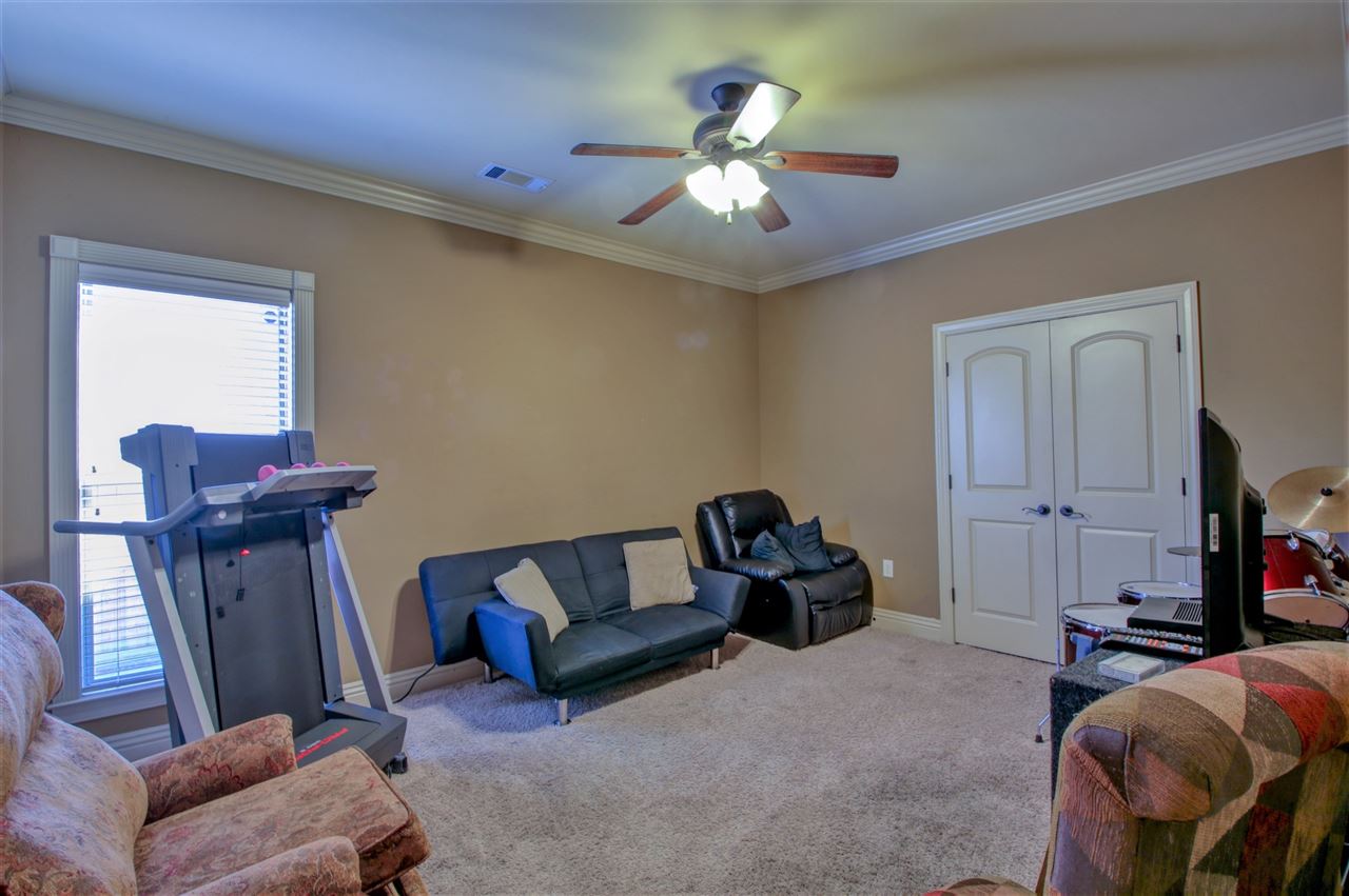 COUNTRY CLUB OF AR-QUARTERS ADDN - Residential
