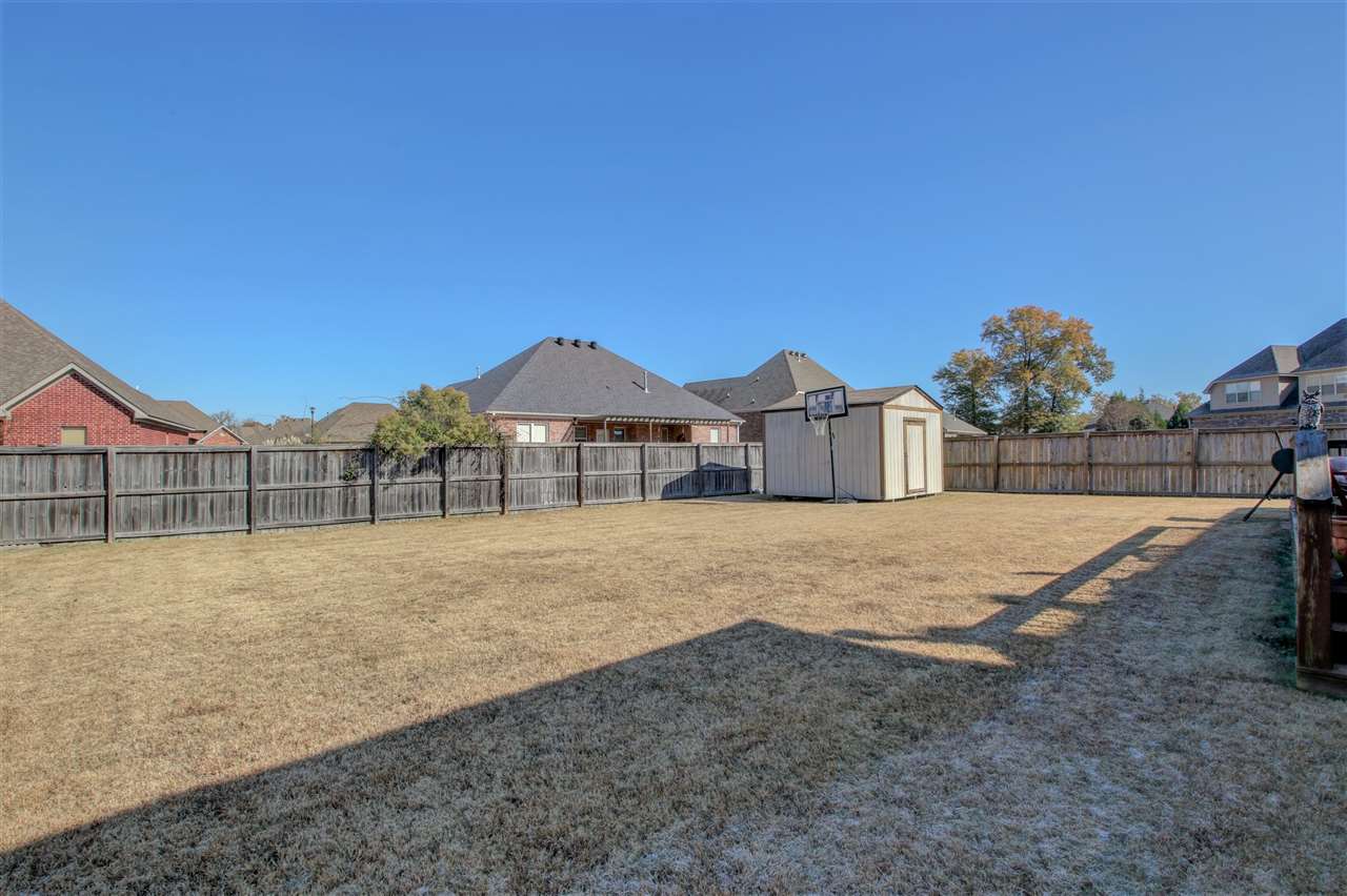 COUNTRY CLUB OF AR-QUARTERS ADDN - Residential