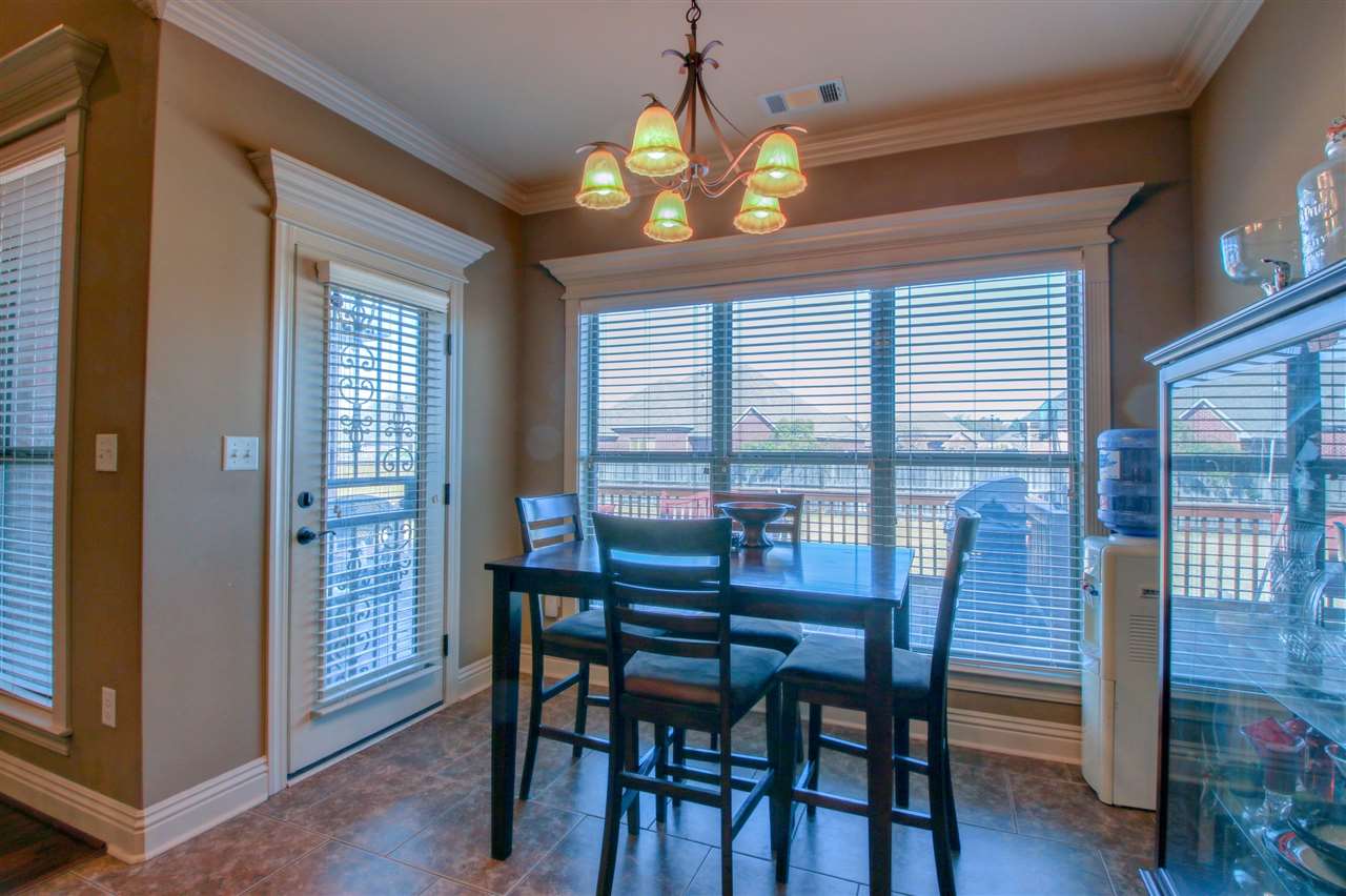 COUNTRY CLUB OF AR-QUARTERS ADDN - Residential