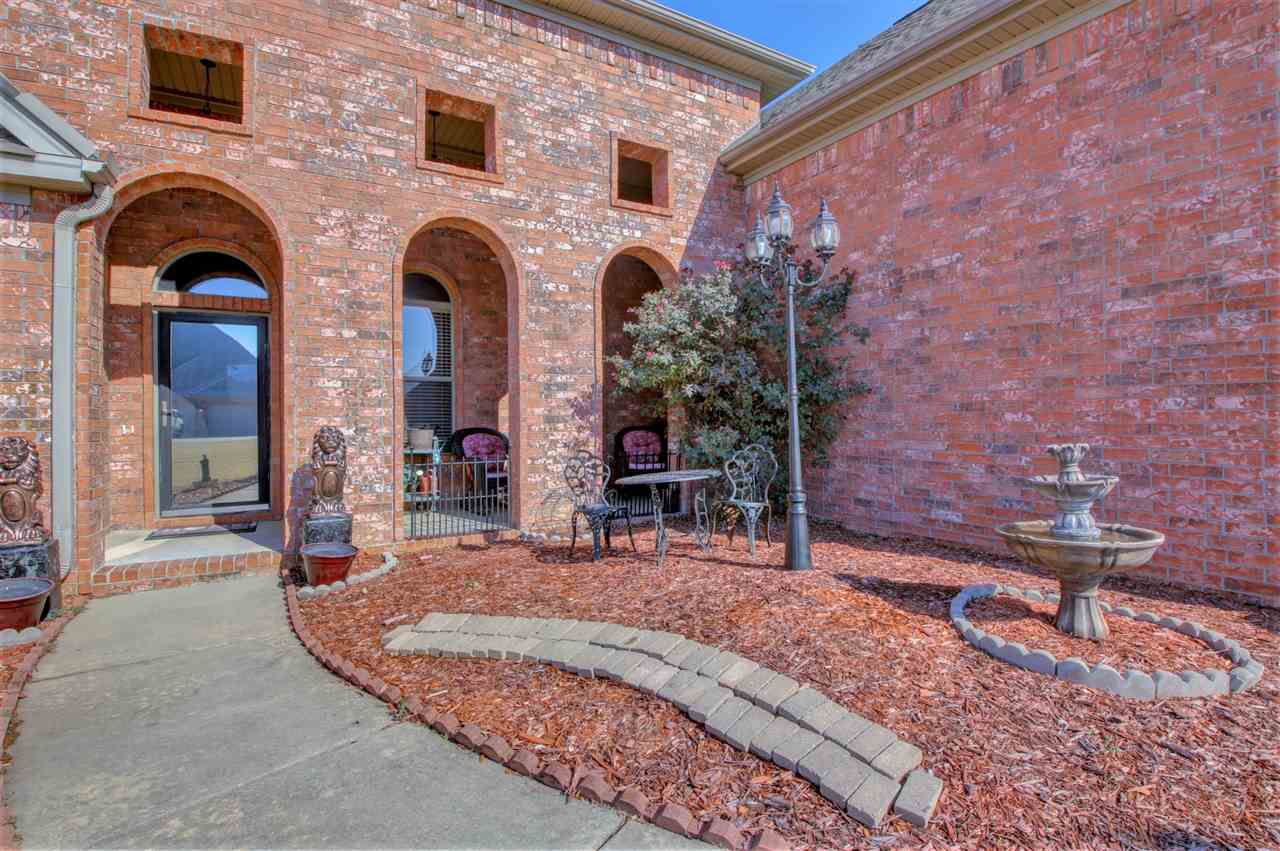 COUNTRY CLUB OF AR-QUARTERS ADDN - Residential