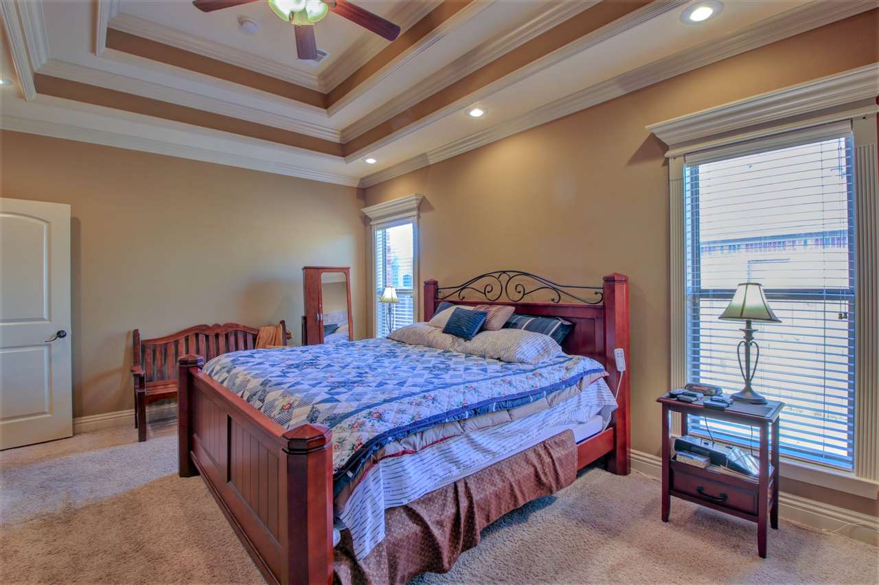 COUNTRY CLUB OF AR-QUARTERS ADDN - Residential