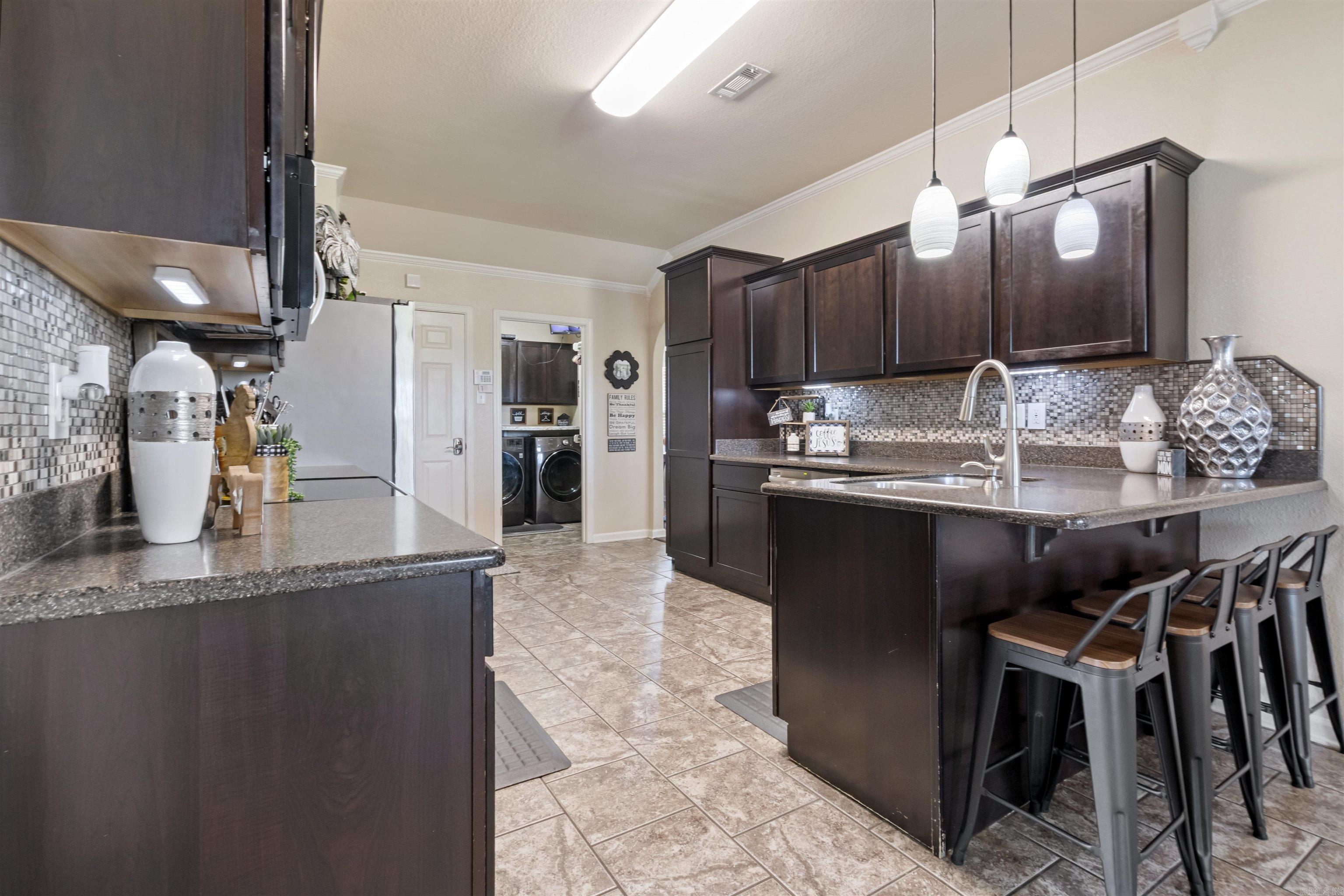 ASHLEY DOWNS - Residential