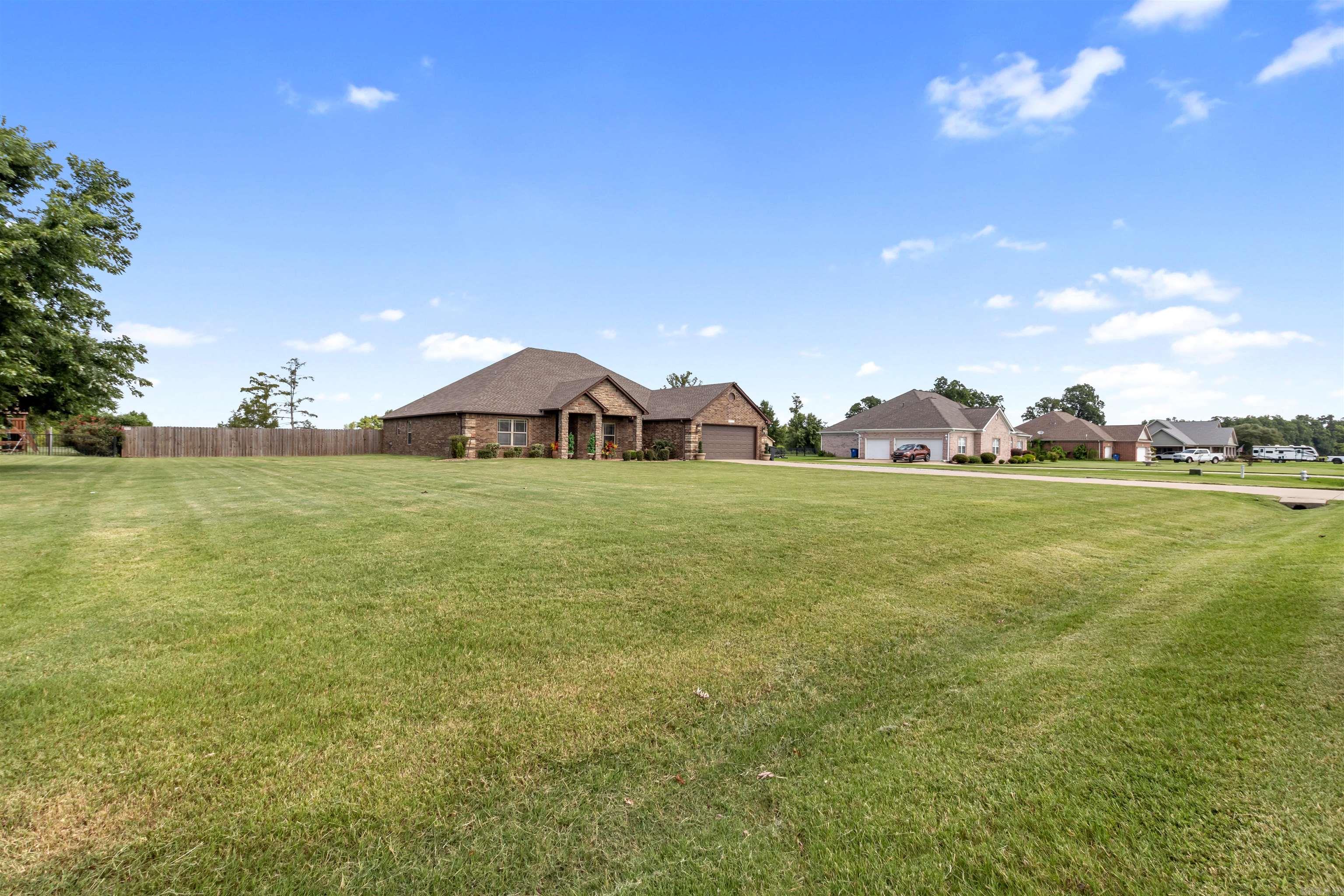 ASHLEY DOWNS - Residential