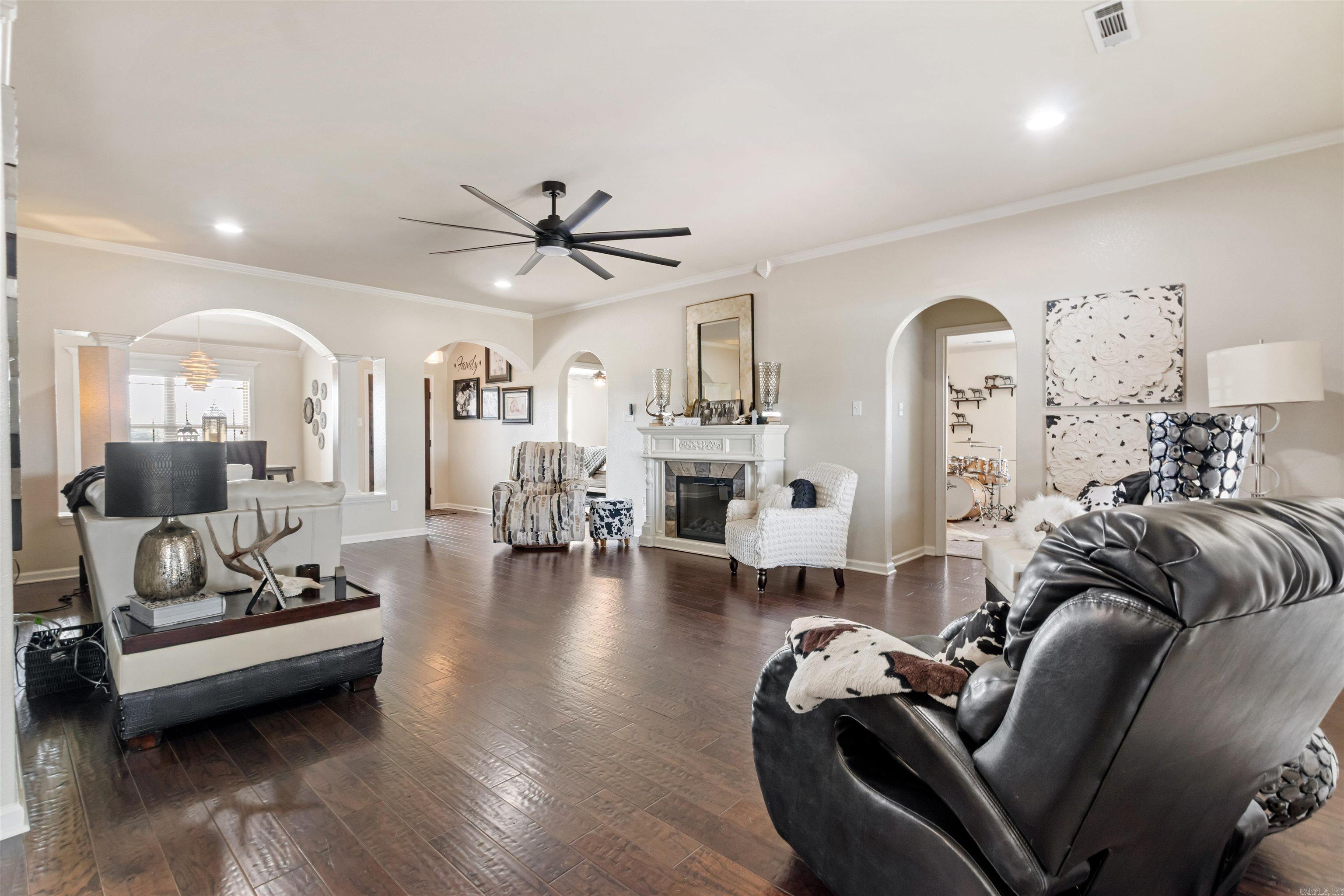 ASHLEY DOWNS - Residential