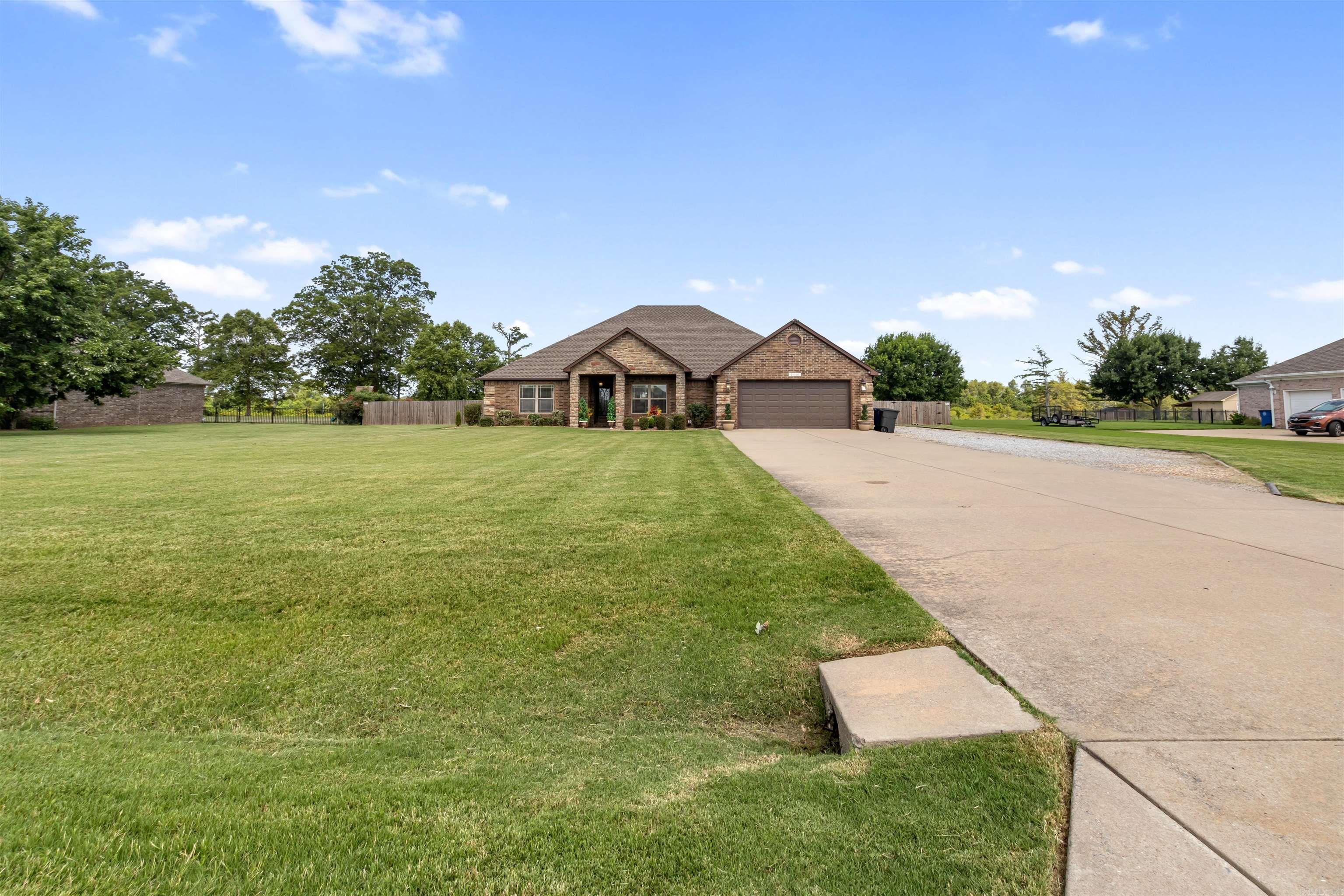 ASHLEY DOWNS - Residential