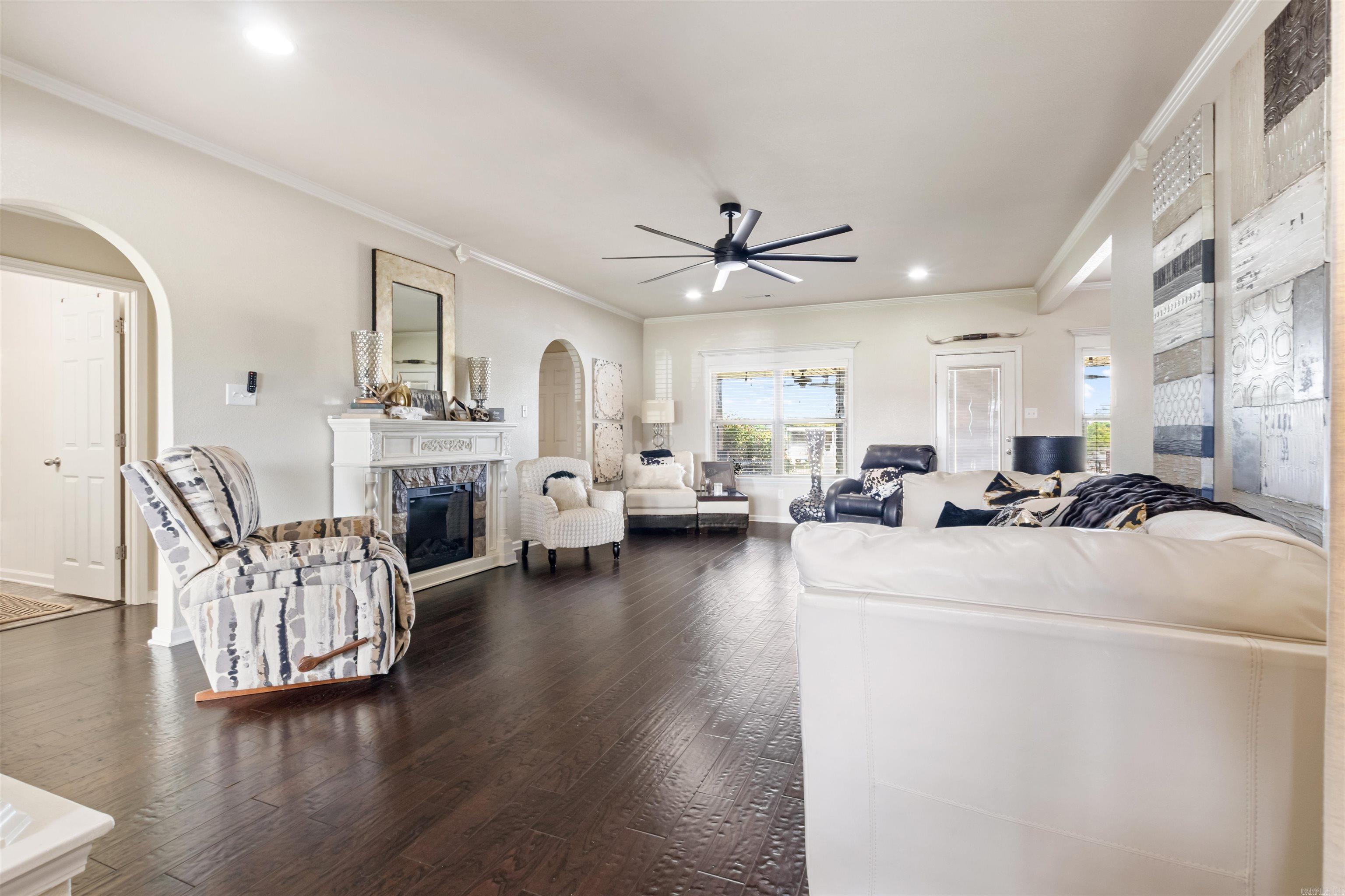 ASHLEY DOWNS - Residential