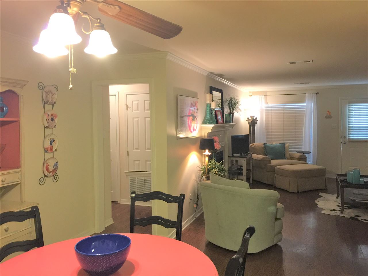 CARRIAGE COURTS - Residential
