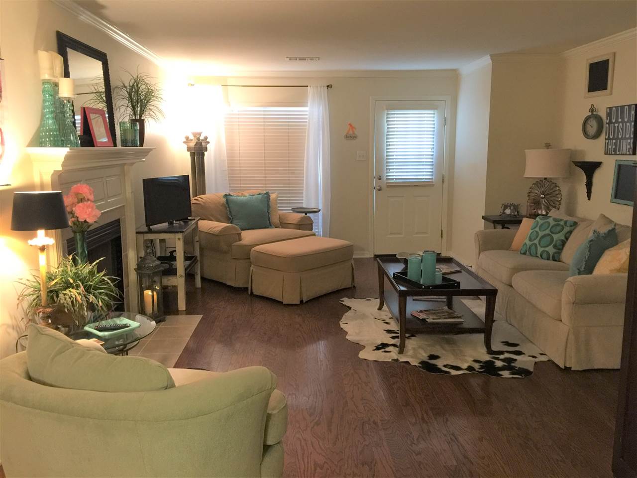 CARRIAGE COURTS - Residential