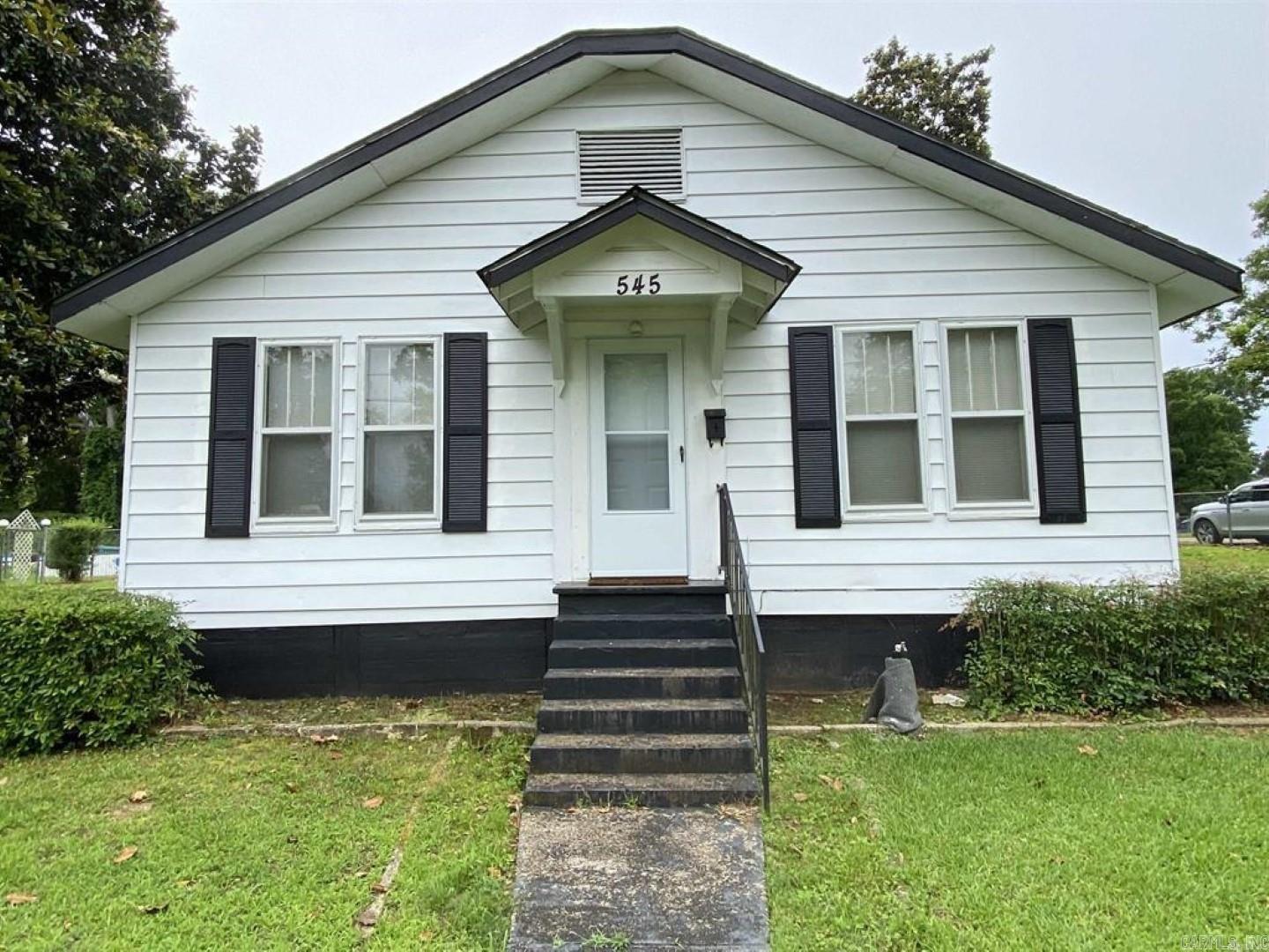 Hill Crest - Residential Lease