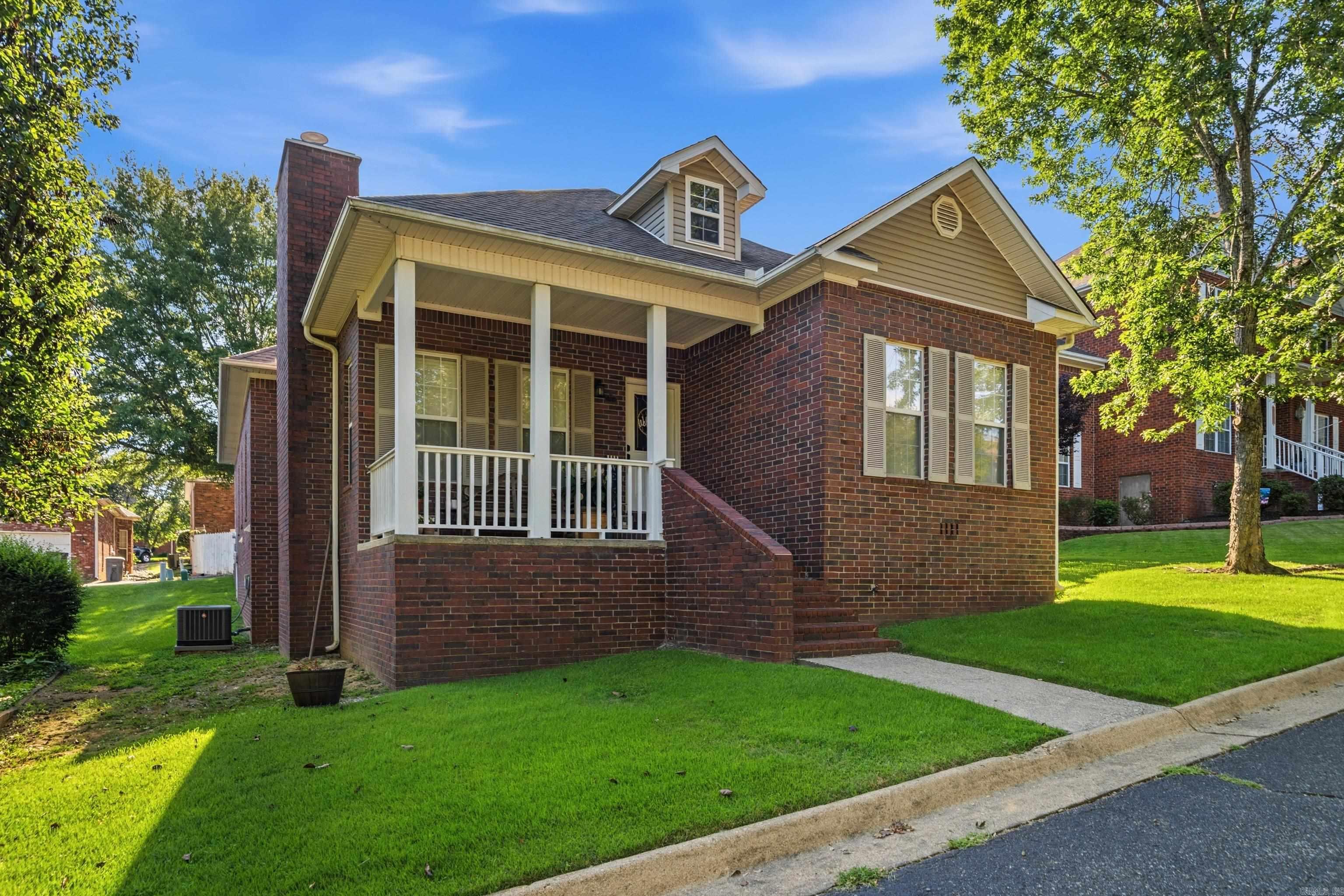 TOWNSQUARE - Residential