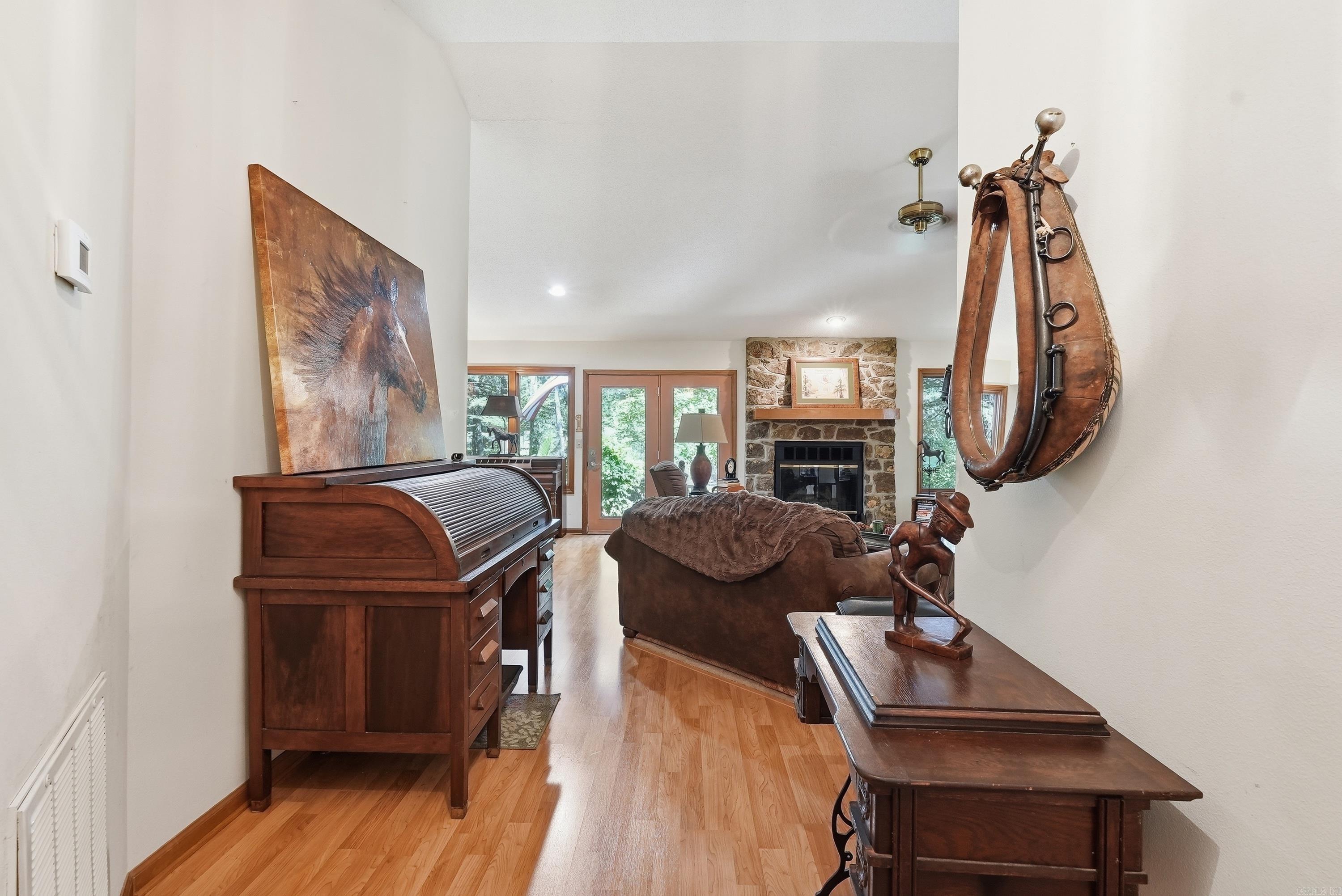 MOUNTAIN RANCH - Residential