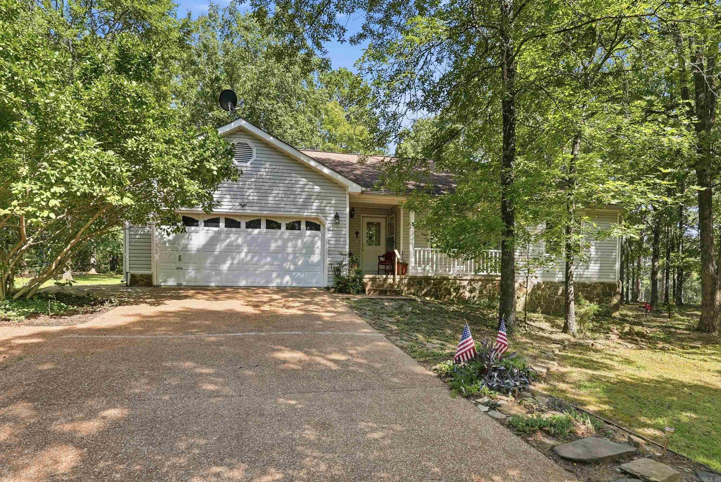 MOUNTAIN RANCH - Residential