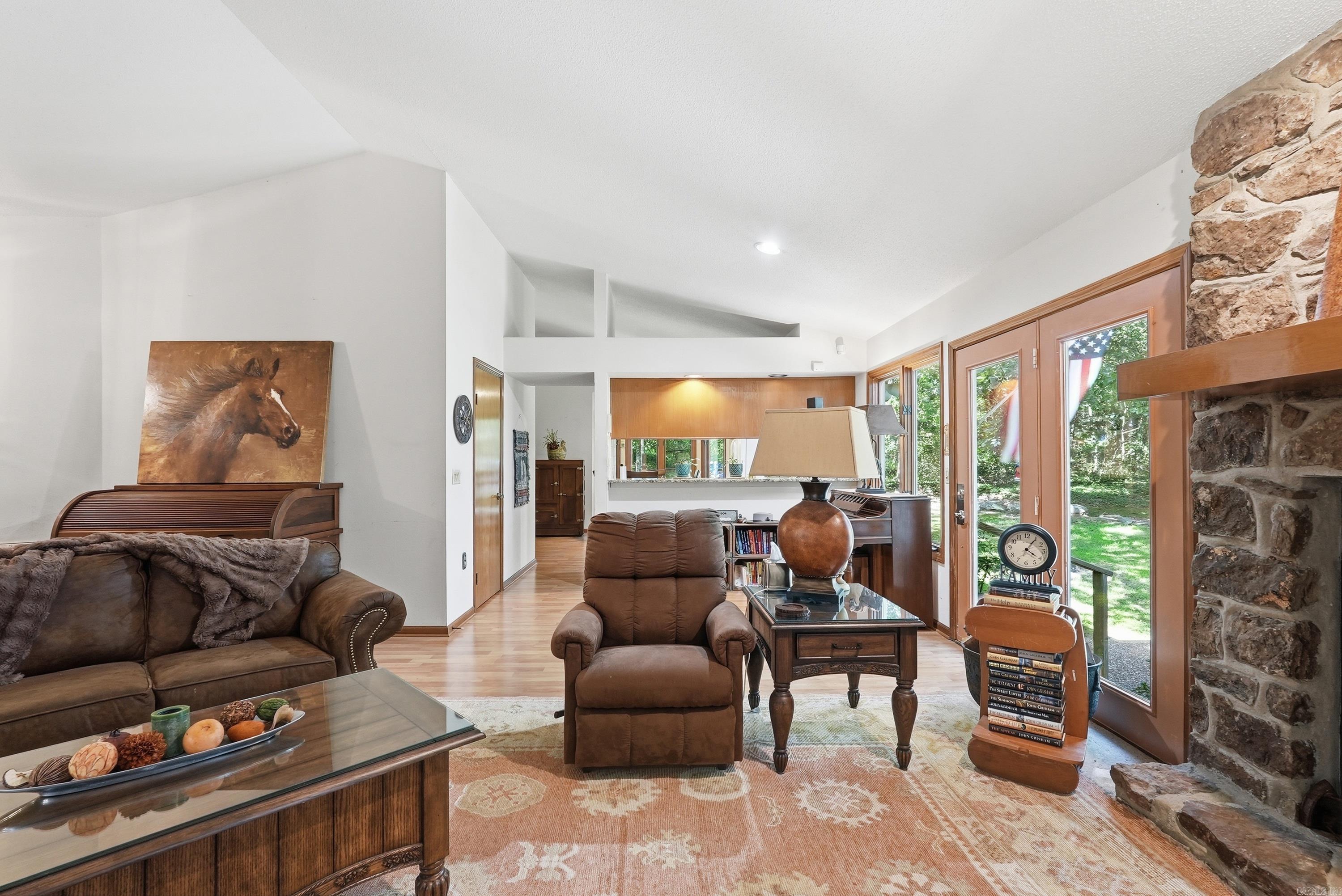 MOUNTAIN RANCH - Residential