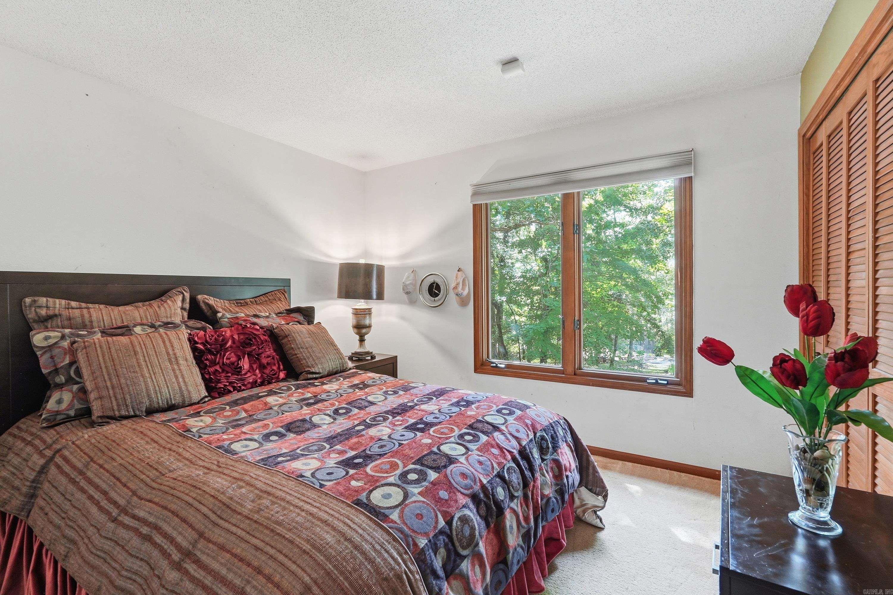 MOUNTAIN RANCH - Residential