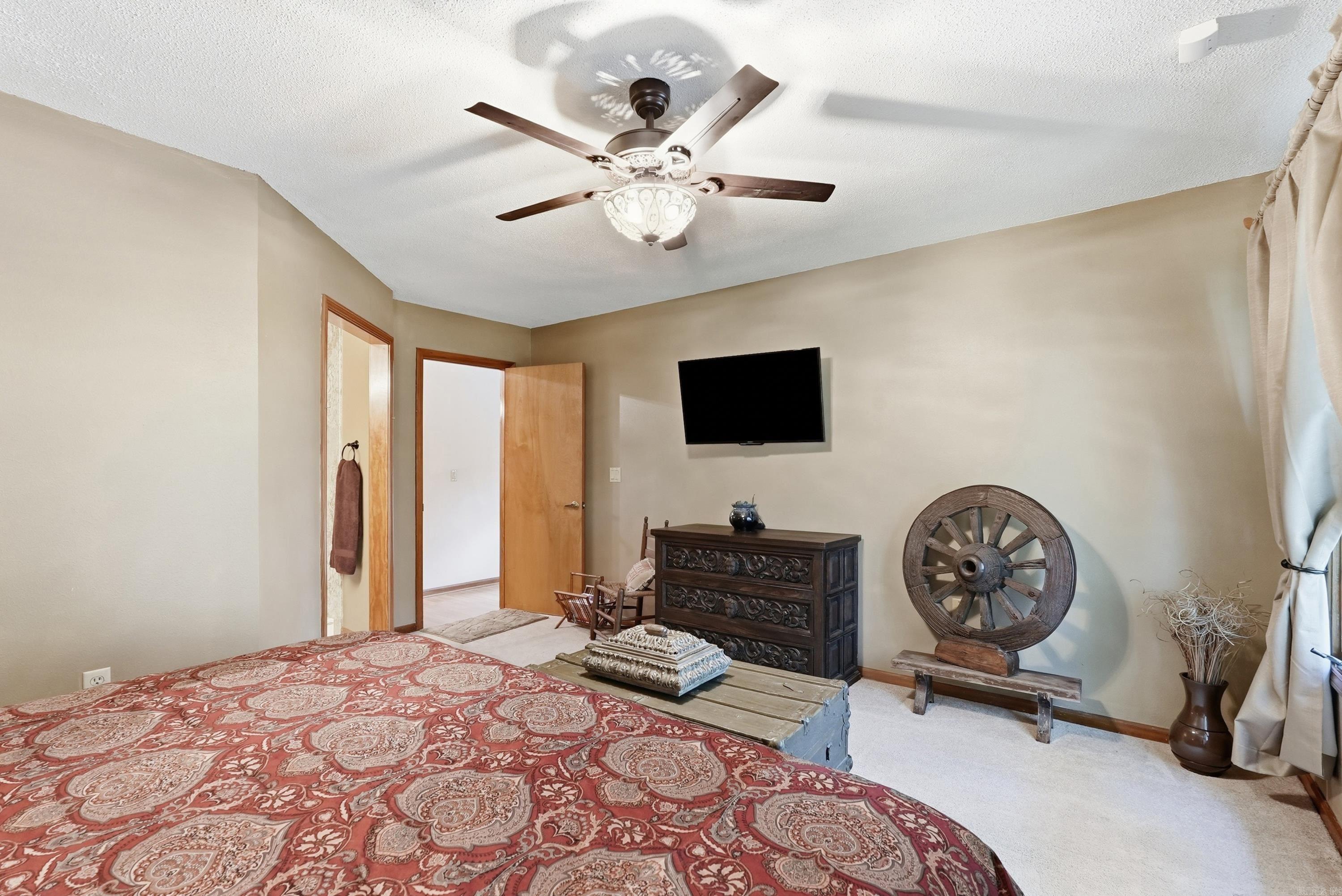 MOUNTAIN RANCH - Residential