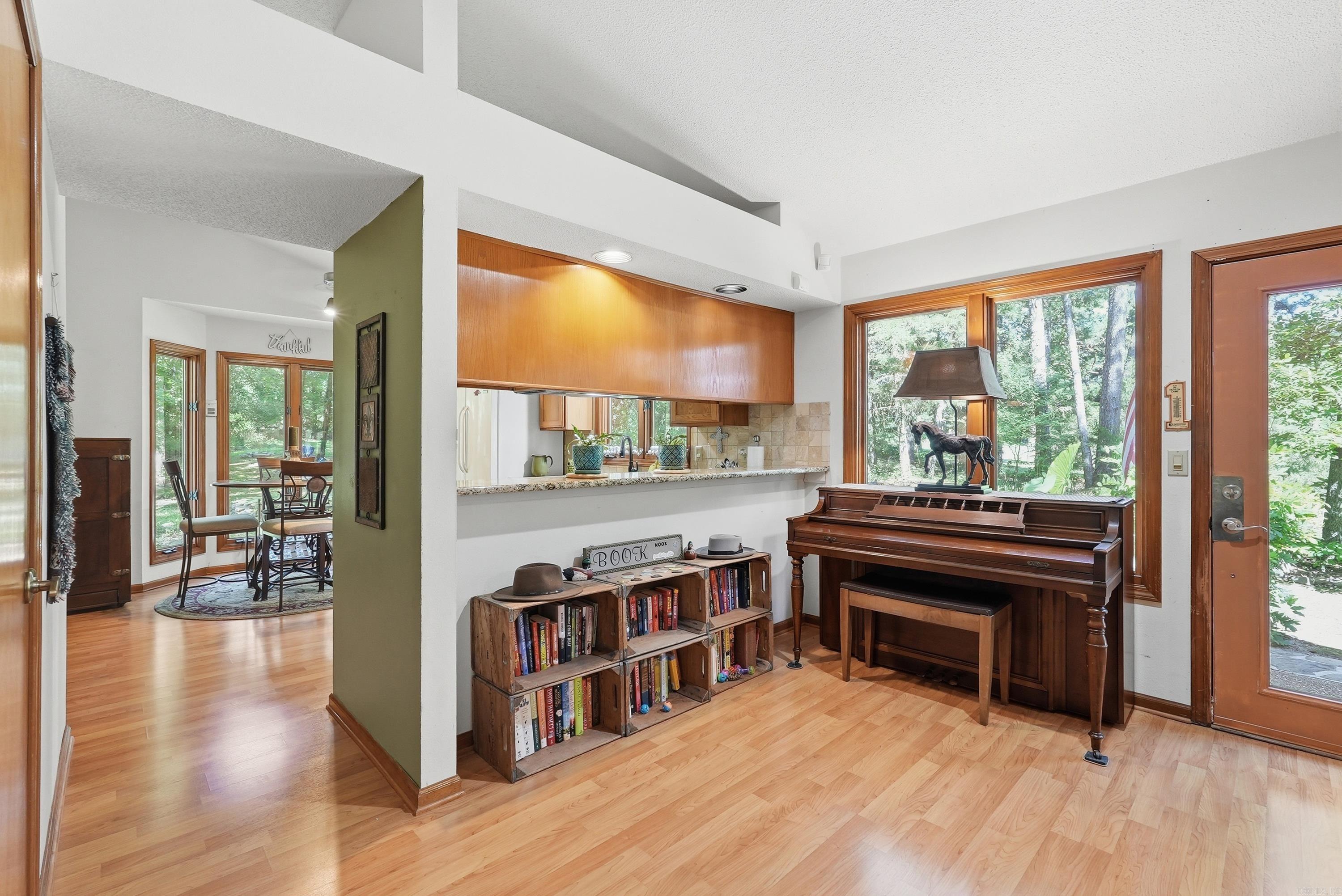 MOUNTAIN RANCH - Residential