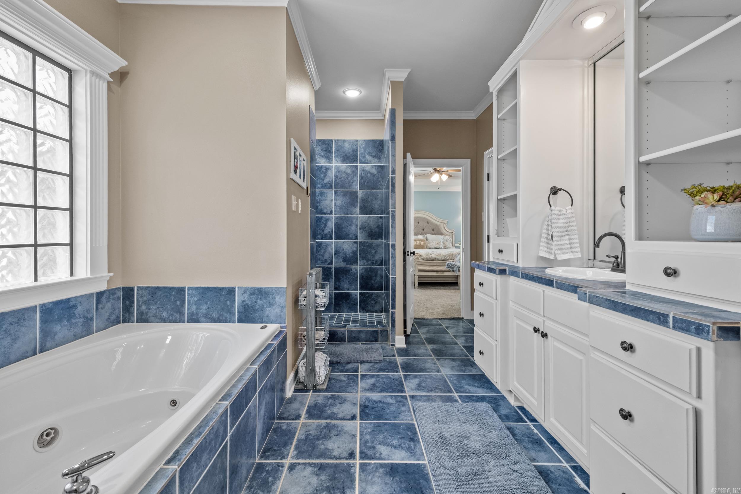 STONERIDGE ESTATES - Residential