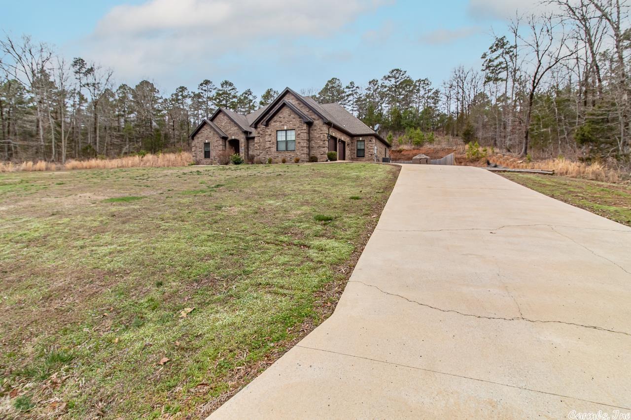 PINE VILLAGE - Residential