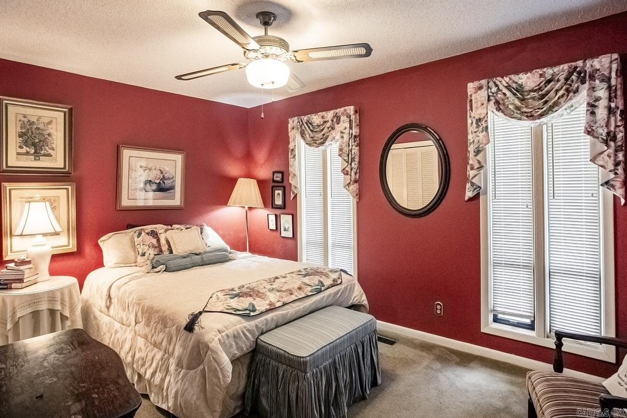 STURBRIDGE - Residential