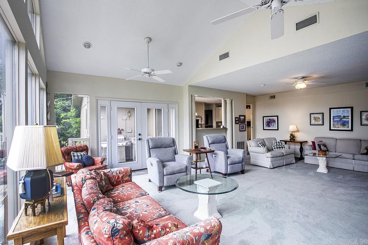 STURBRIDGE - Residential