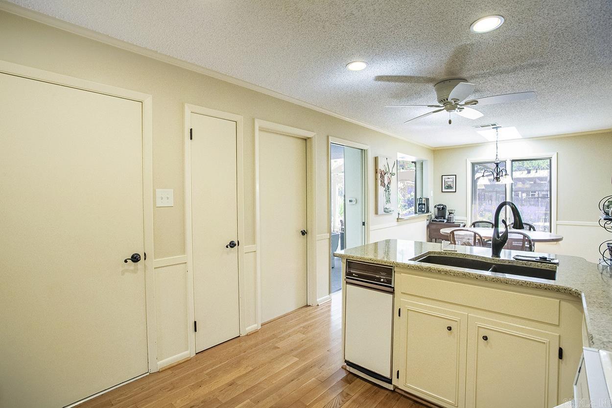 STURBRIDGE - Residential