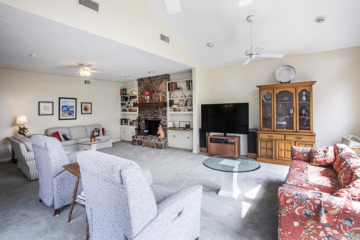 STURBRIDGE - Residential