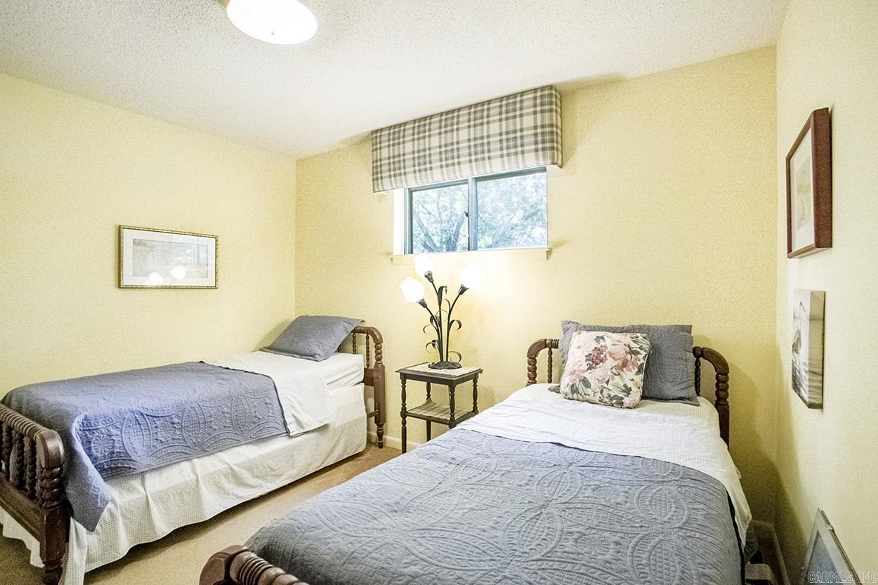 STURBRIDGE - Residential