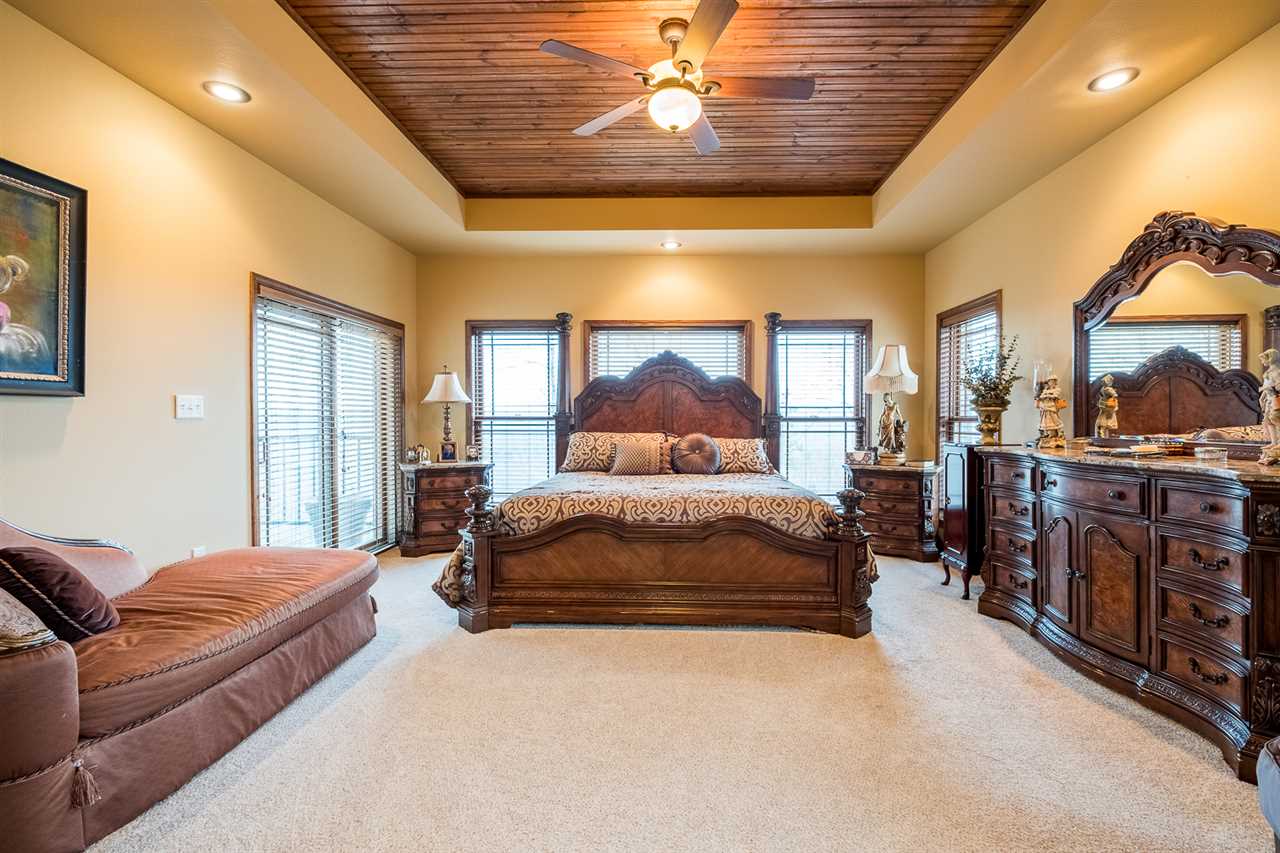 Eagle Nest - Residential