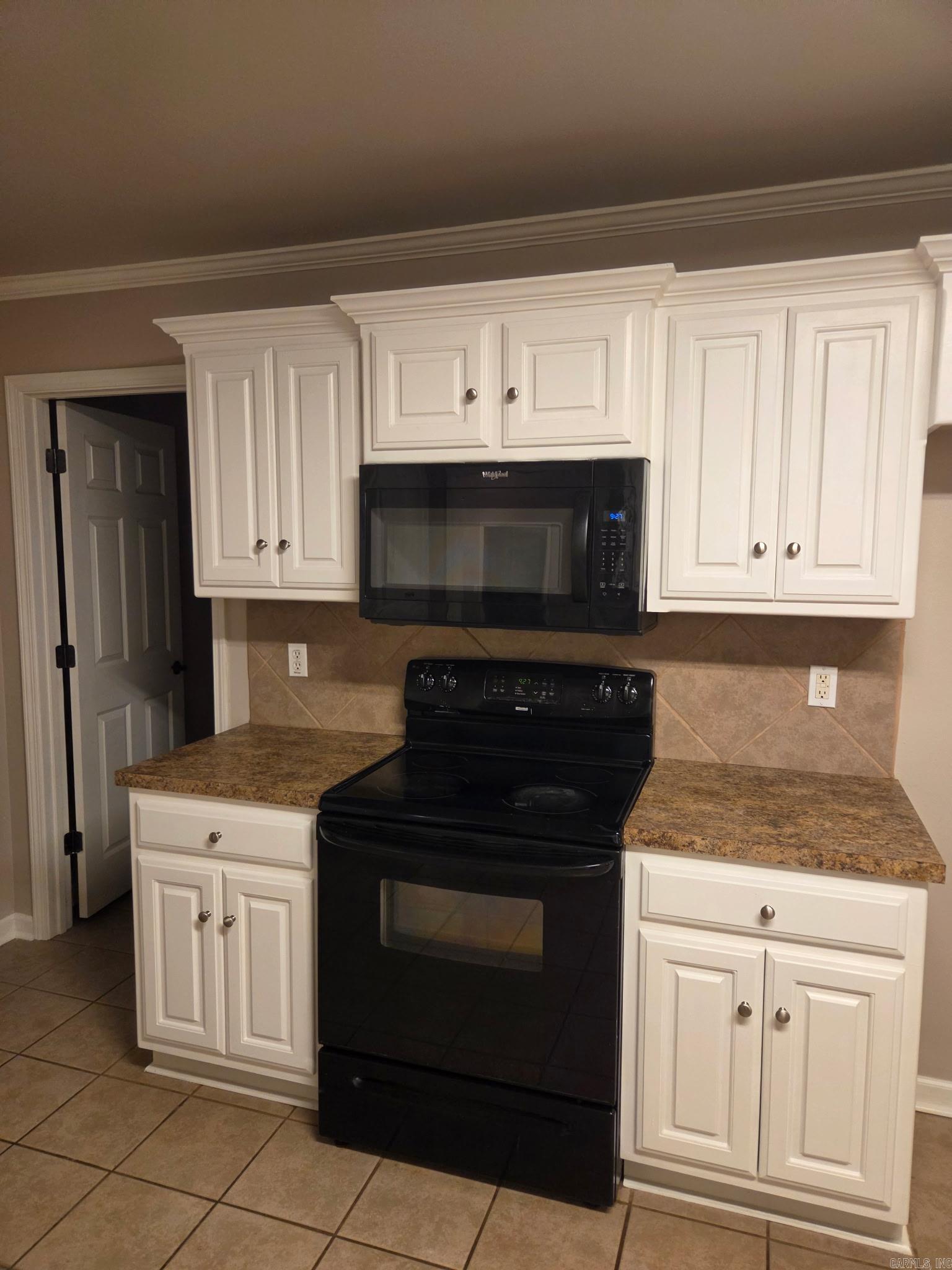 AUSTIN LAKES ON THE BAY ADDN - Residential