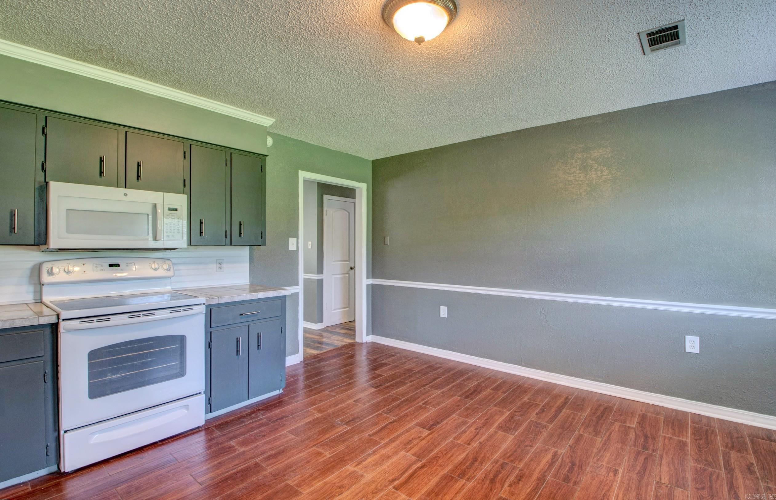 BEEBE OUTLOTS - Residential