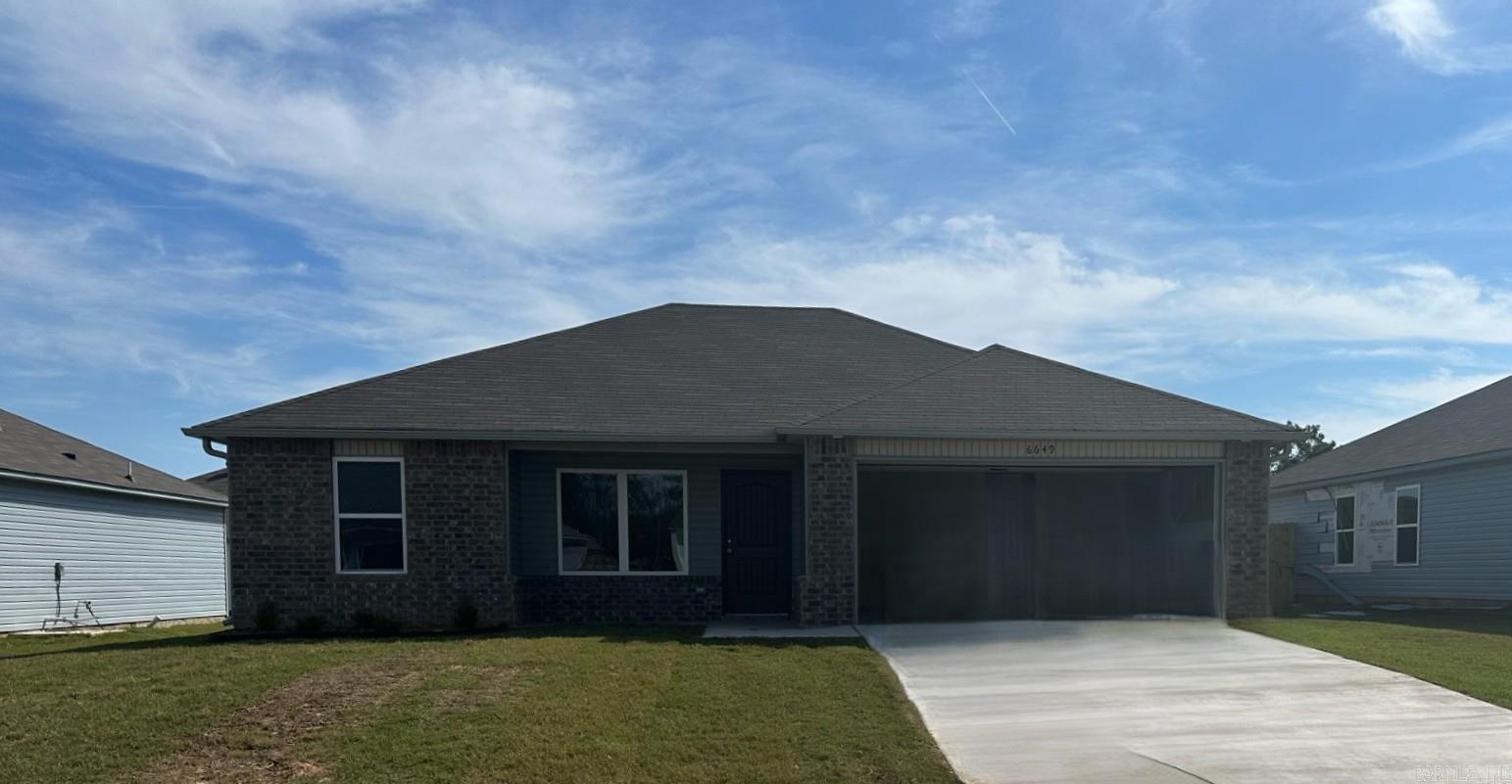 The beautiful  Coleman plan is full of curb appeal with its welcoming covered front porch and front yard landscaping. Featuring 3 bedrooms and 2 bathrooms, the RC Coleman plan offers a practical and comfortable living space. Multiple bedrooms provide flexibility for your family, guests, or even a home office. The large living room allows for a spacious area for relaxation, entertainment, and family gatherings. Learn more about this home today! **SEE SHOWING REMARKS & AGENT REMARKS FOR IMPORTANT INFORMATION**