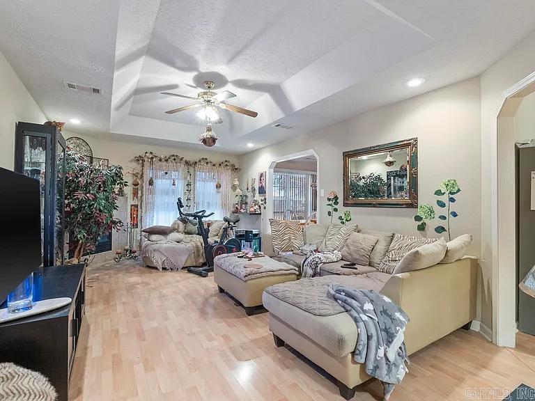 DEERFIELD - Residential