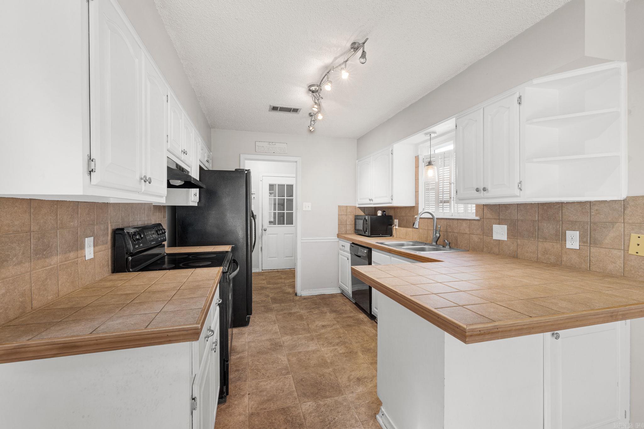 Sun Terrace Estates - Residential