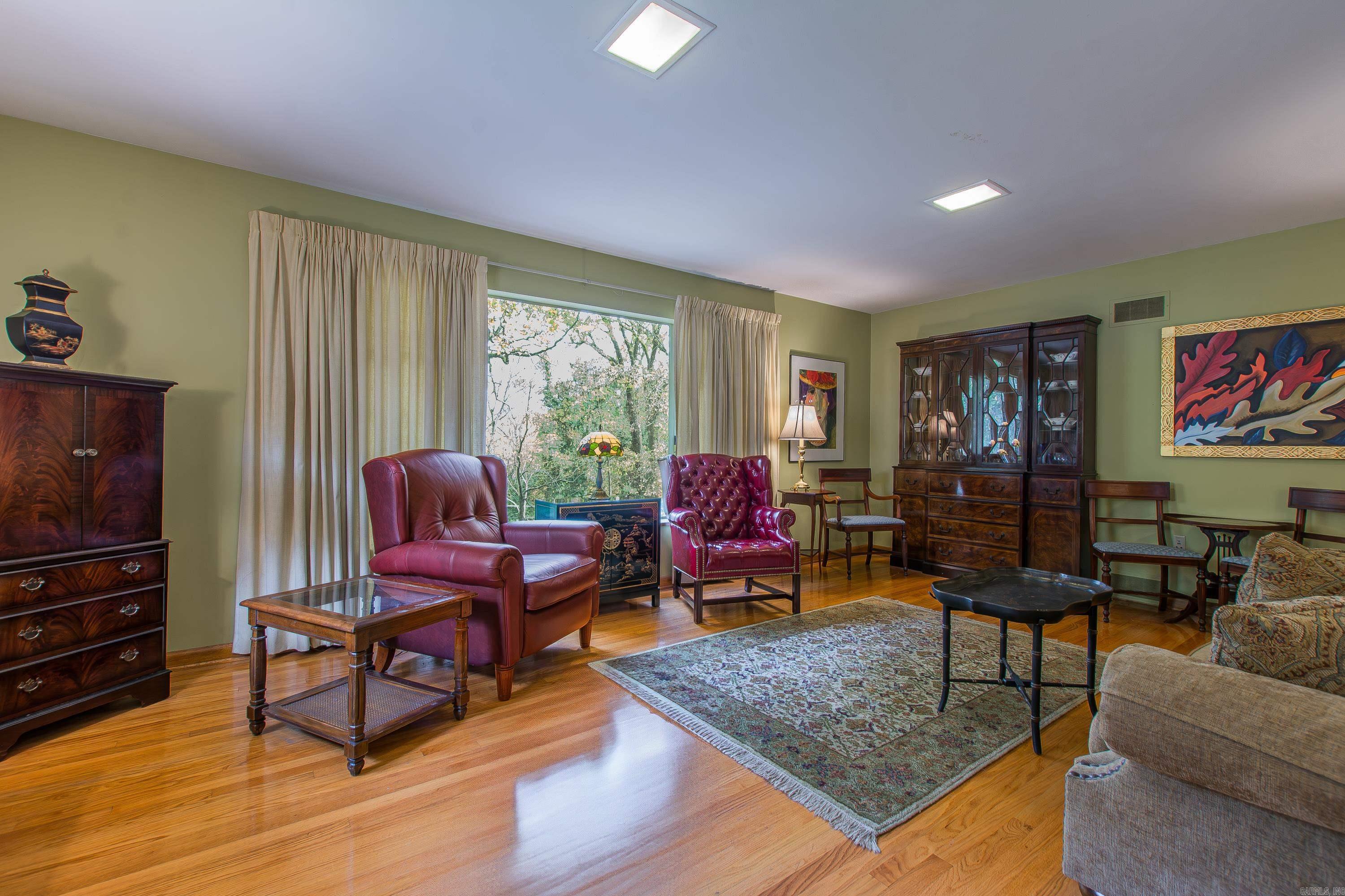 PARK HILL - Residential
