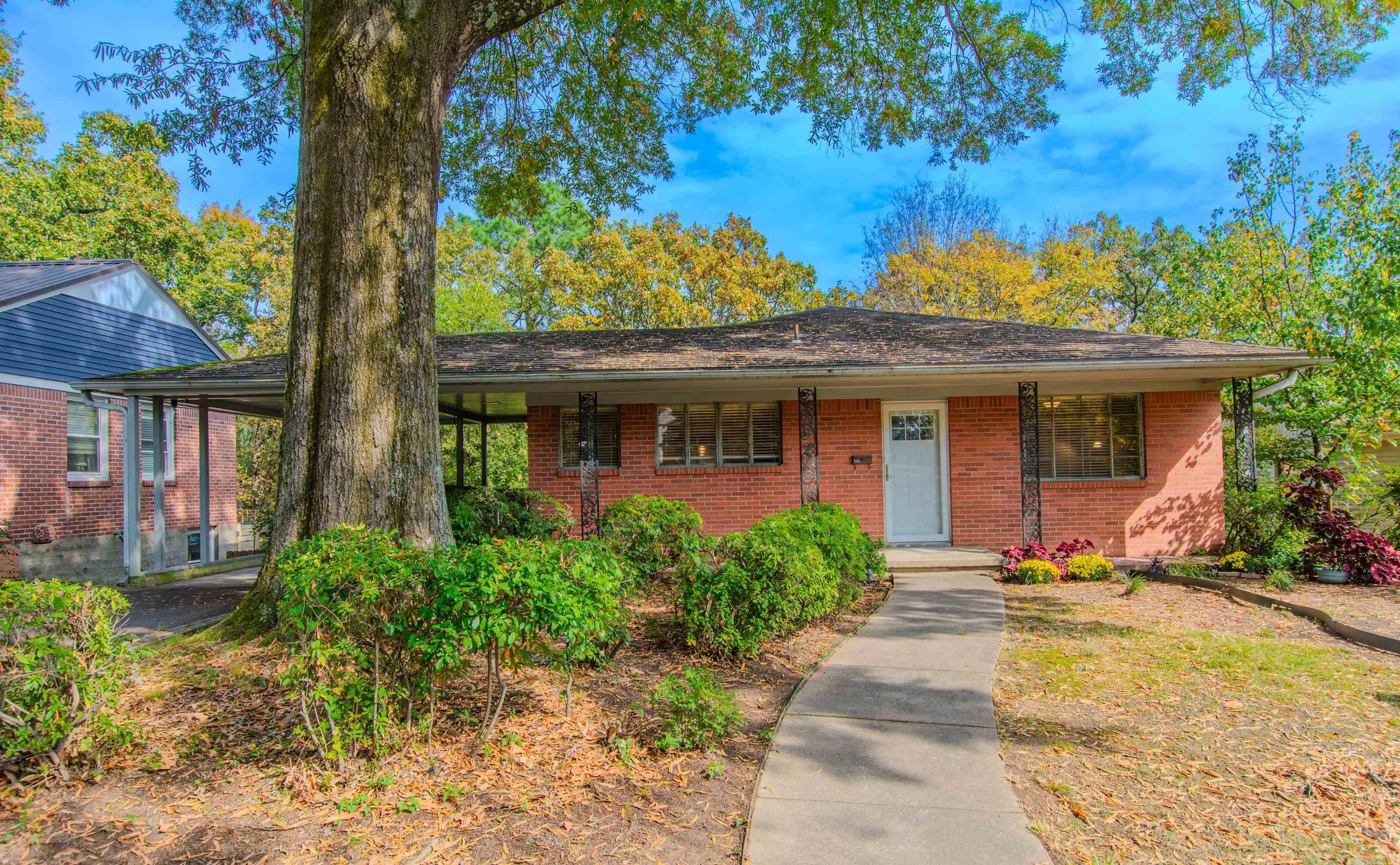 PARK HILL - Residential
