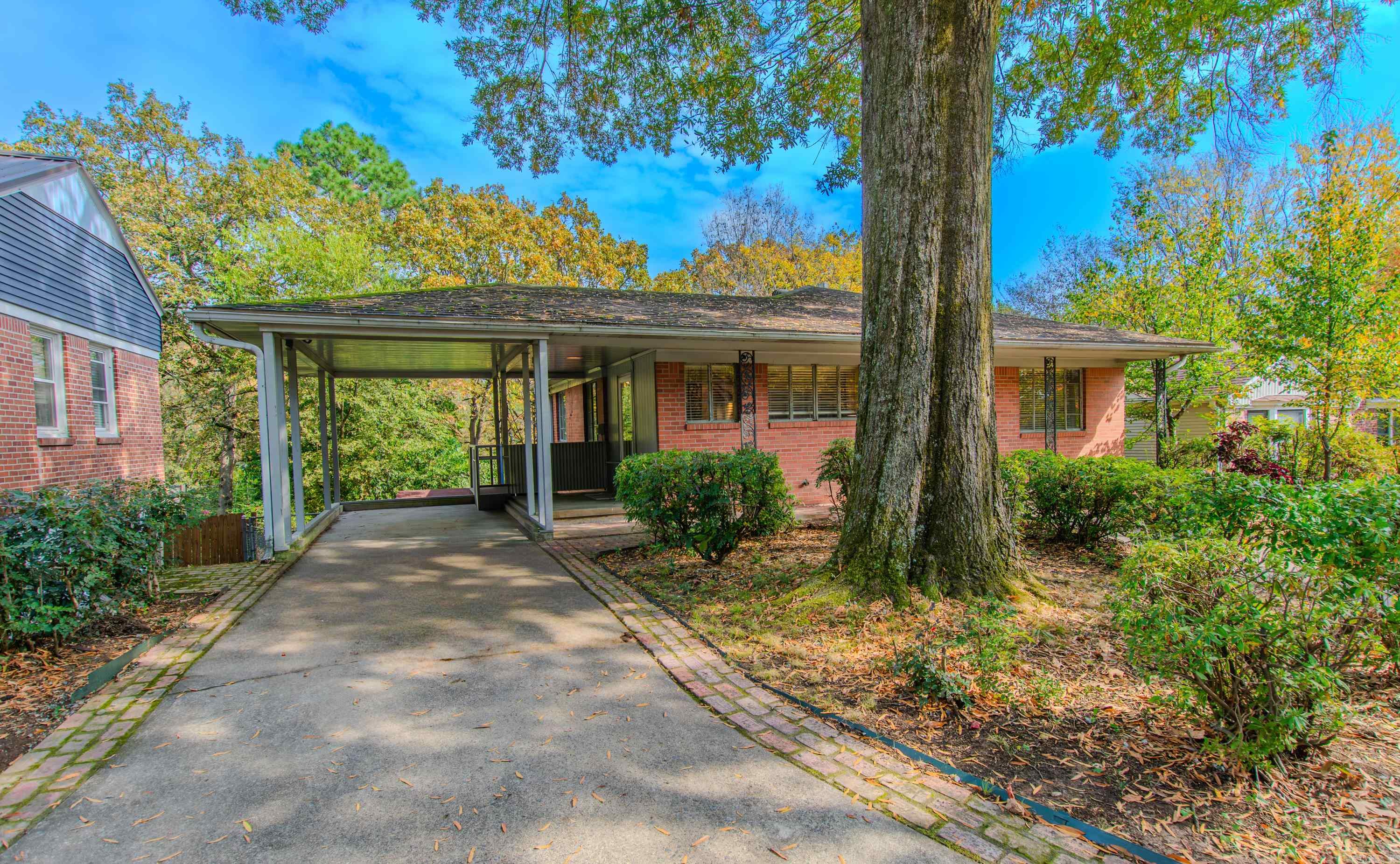 PARK HILL - Residential