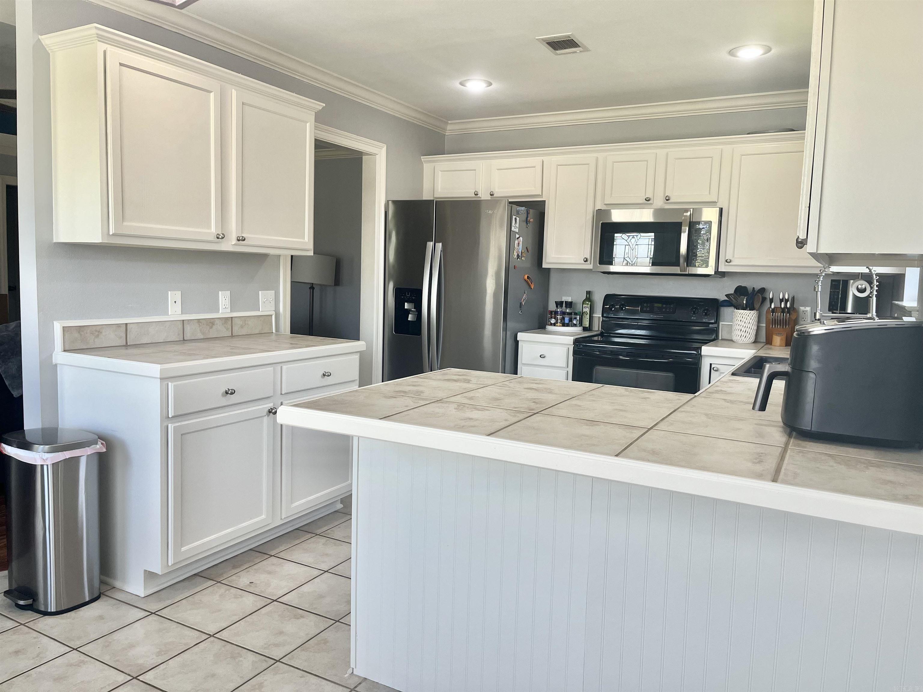 SPRING VALLEY - Residential