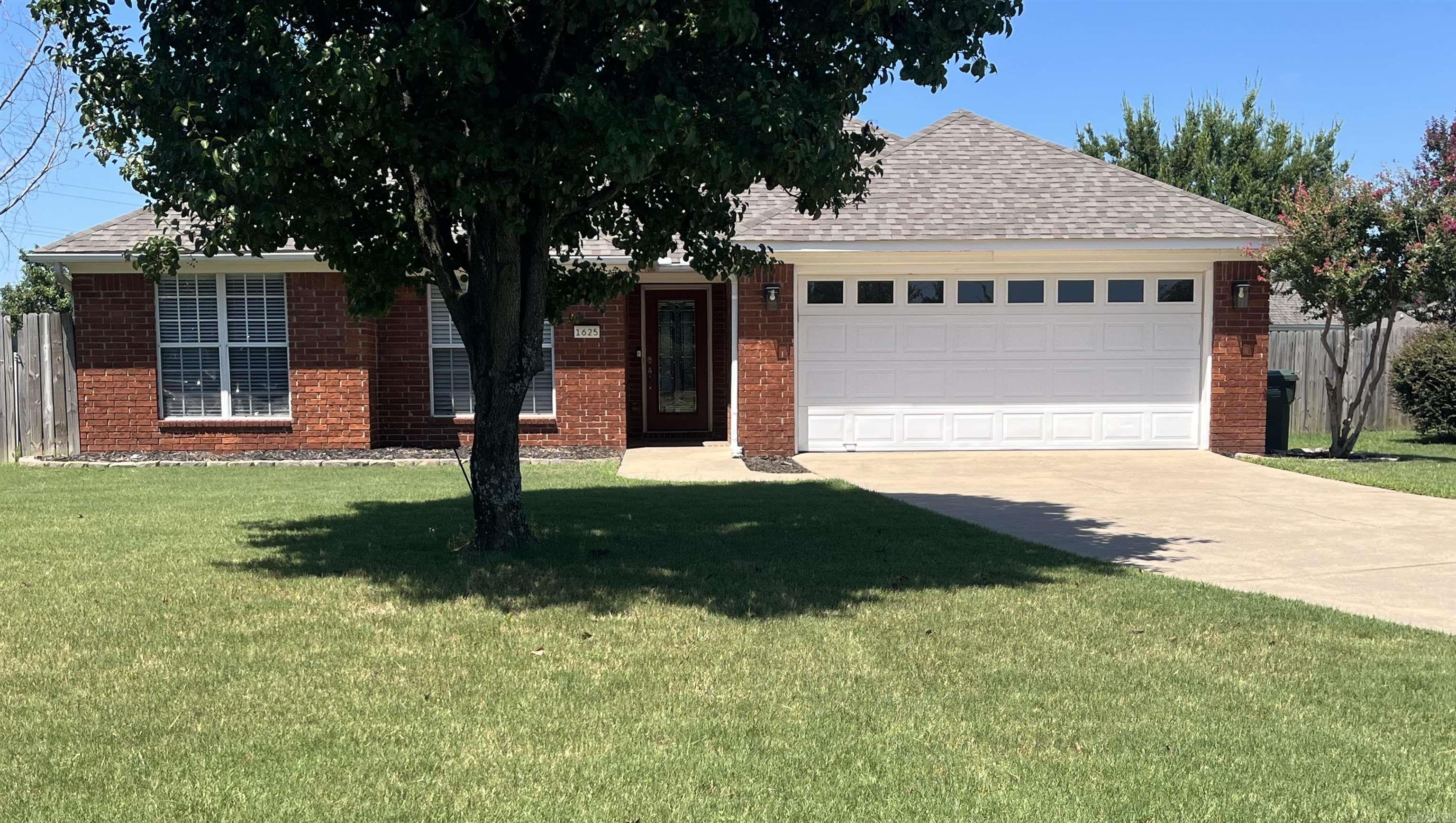 SPRING VALLEY - Residential
