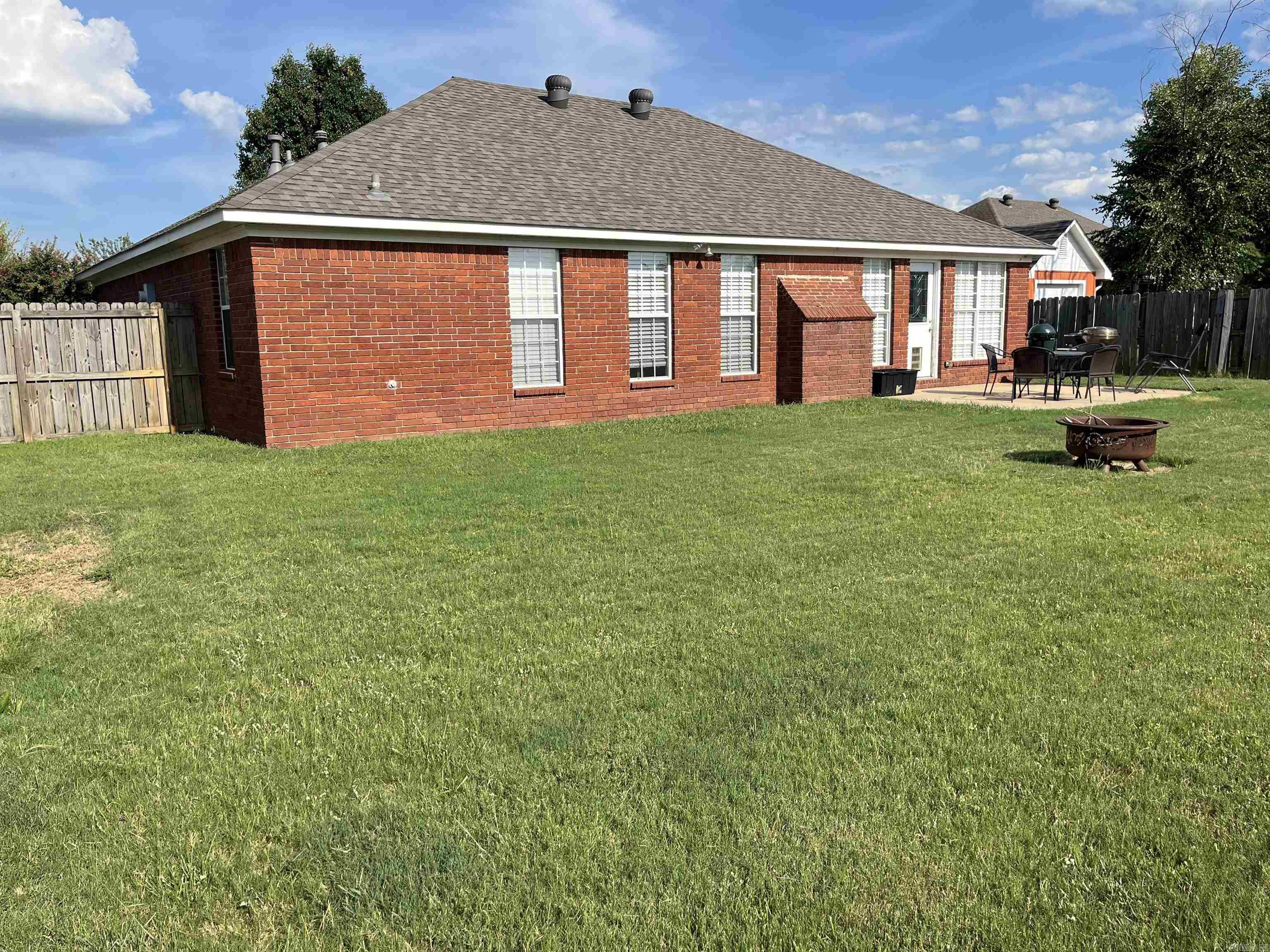SPRING VALLEY - Residential