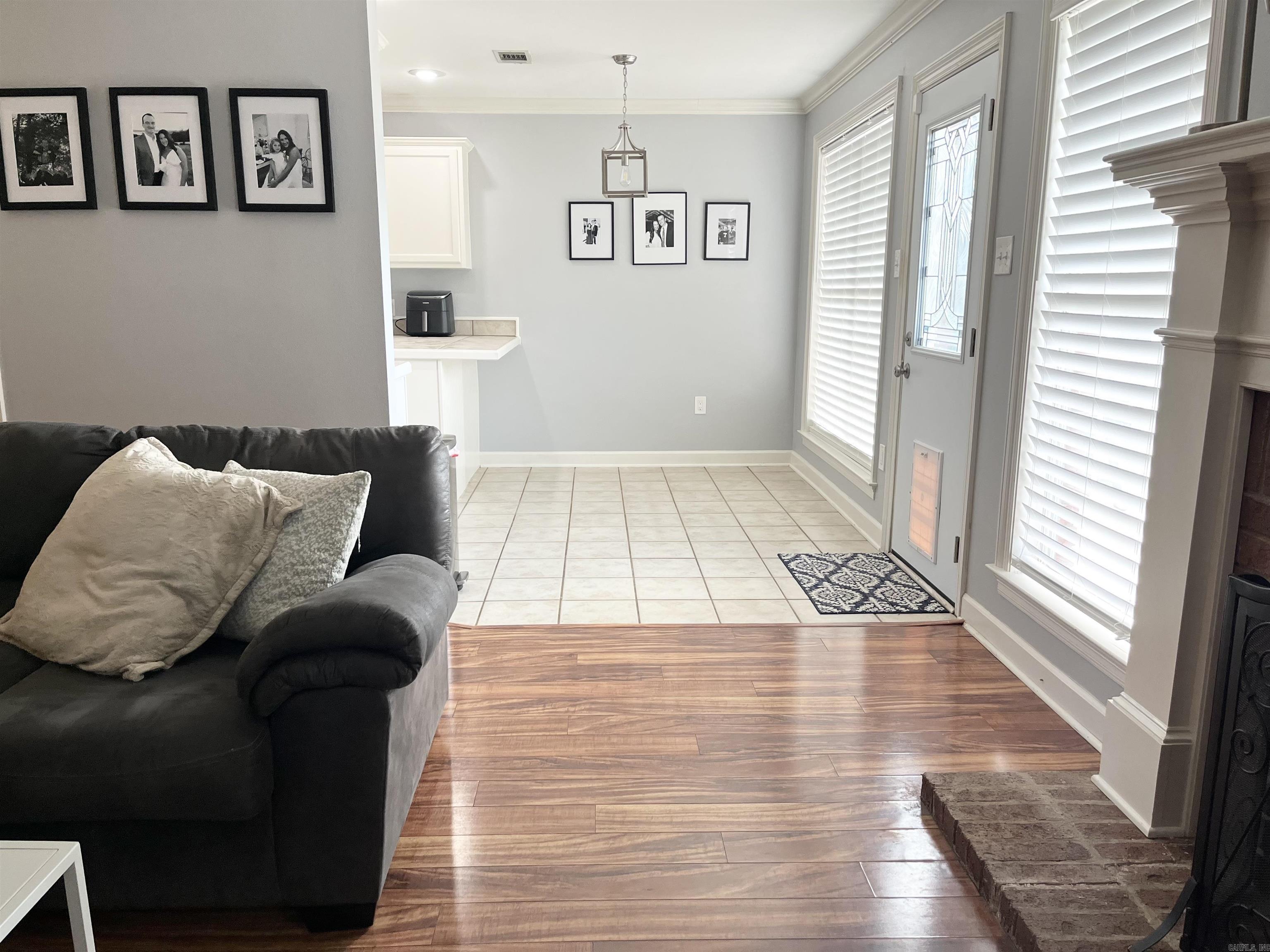 SPRING VALLEY - Residential