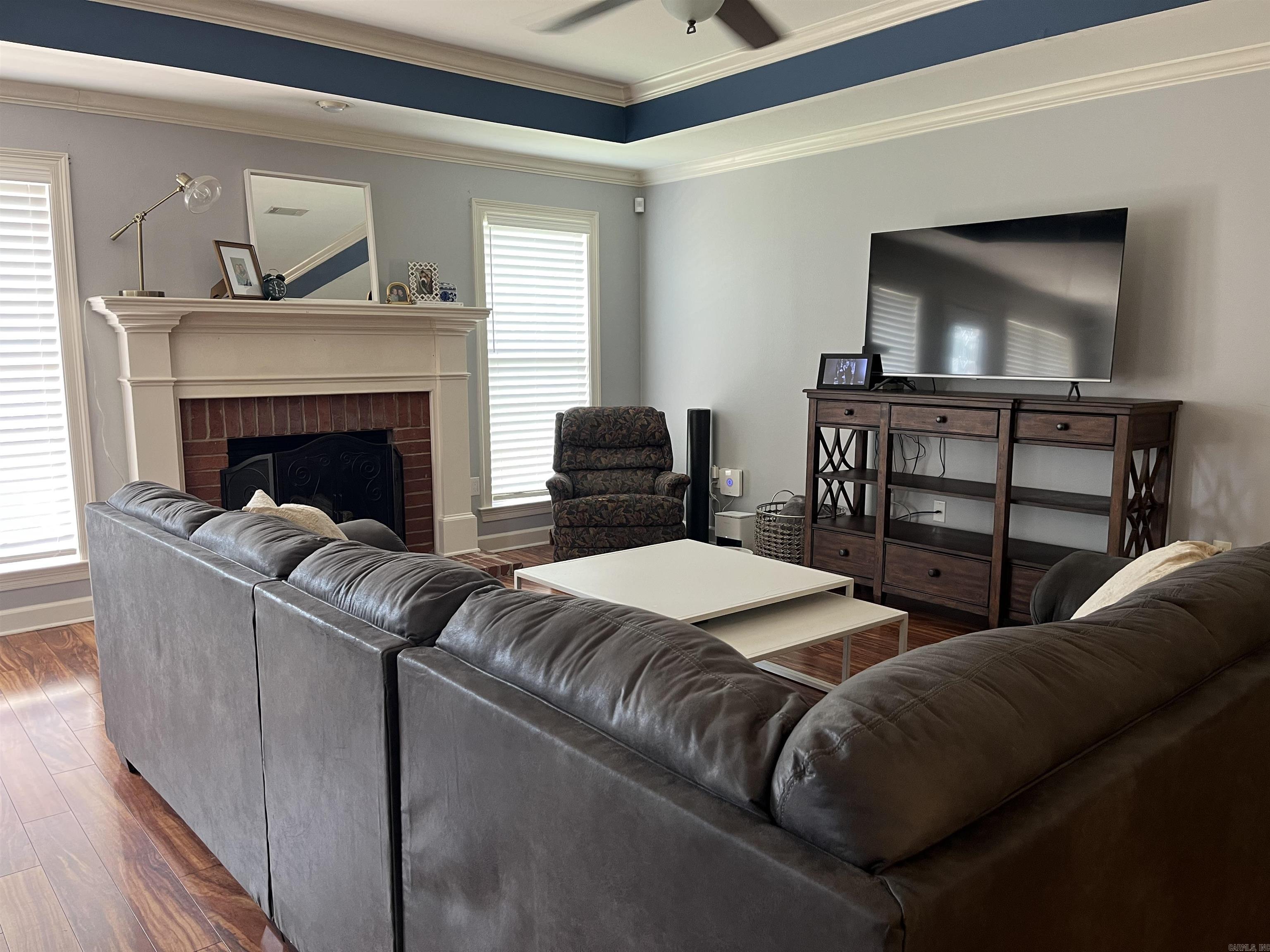 SPRING VALLEY - Residential