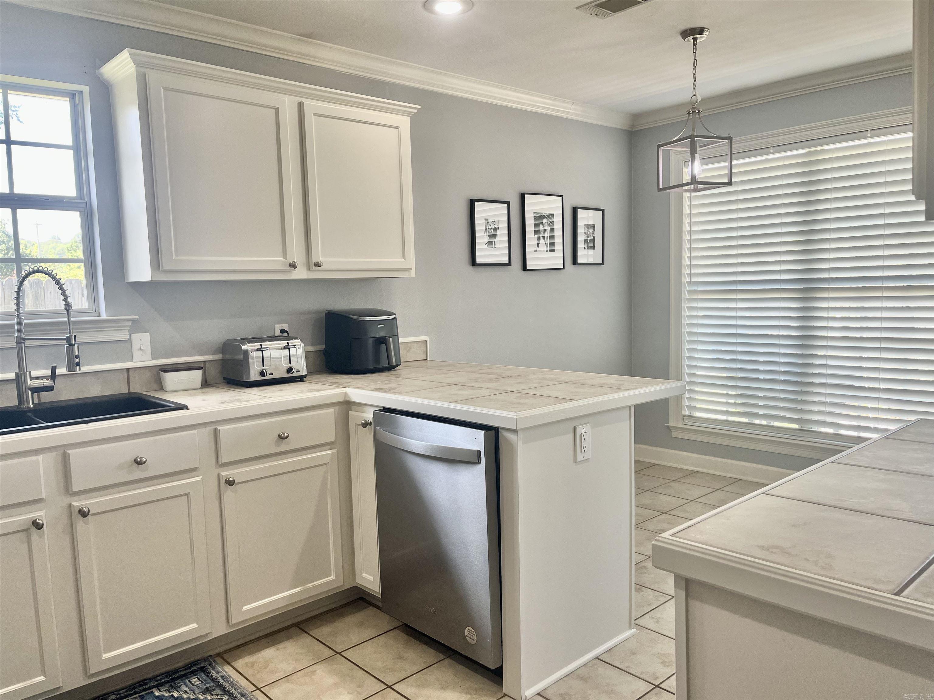 SPRING VALLEY - Residential