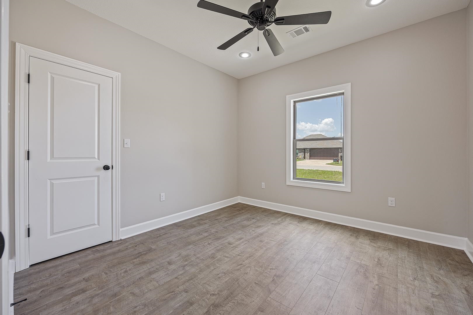 STELLA ESTATES - Residential