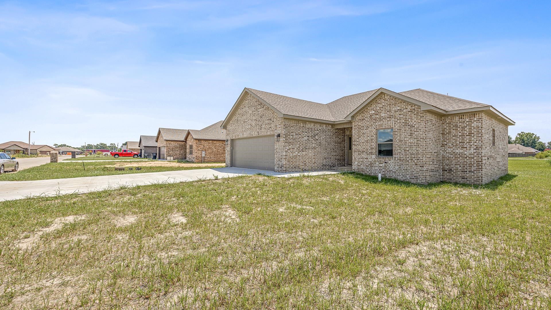 STELLA ESTATES - Residential