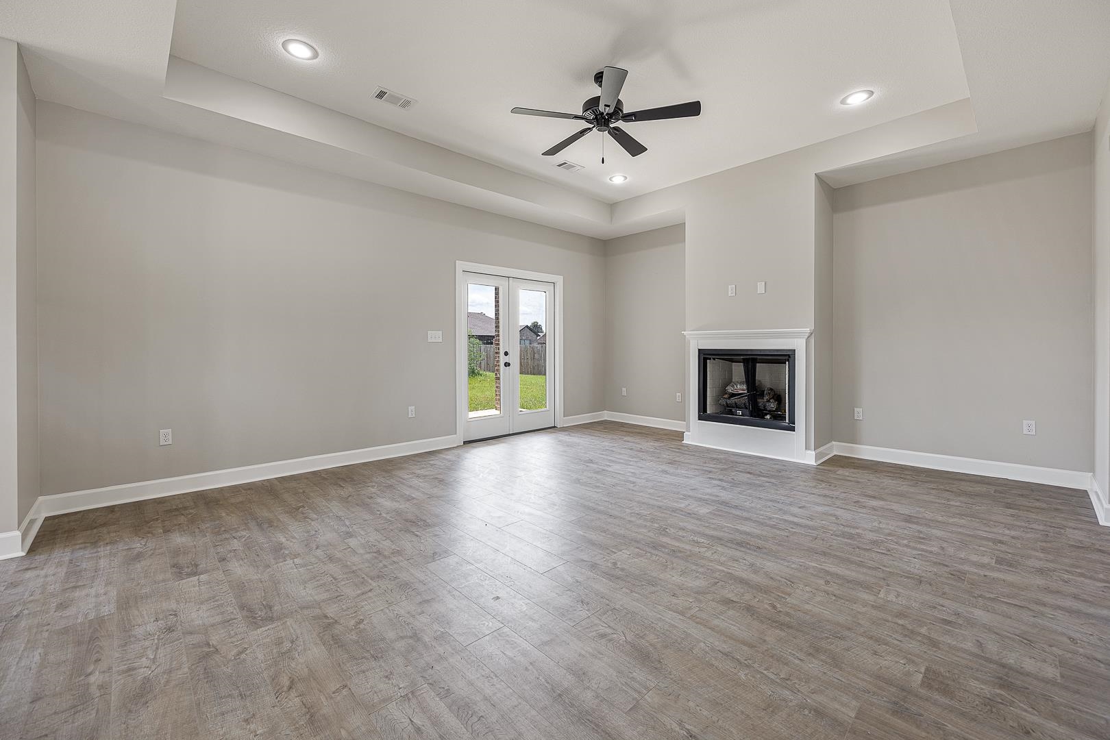 STELLA ESTATES - Residential