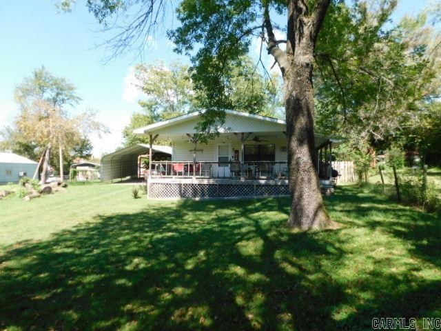 Nice two-bedroom one bathroom home located in the center of historic Norfork and within minutes of the confluence of the North Fork and White Rivers.  Great place for a fisherman retreat, close to the Norfork Lake.  House has vaulted ceiling and metal roof, large yard and ready to move in.