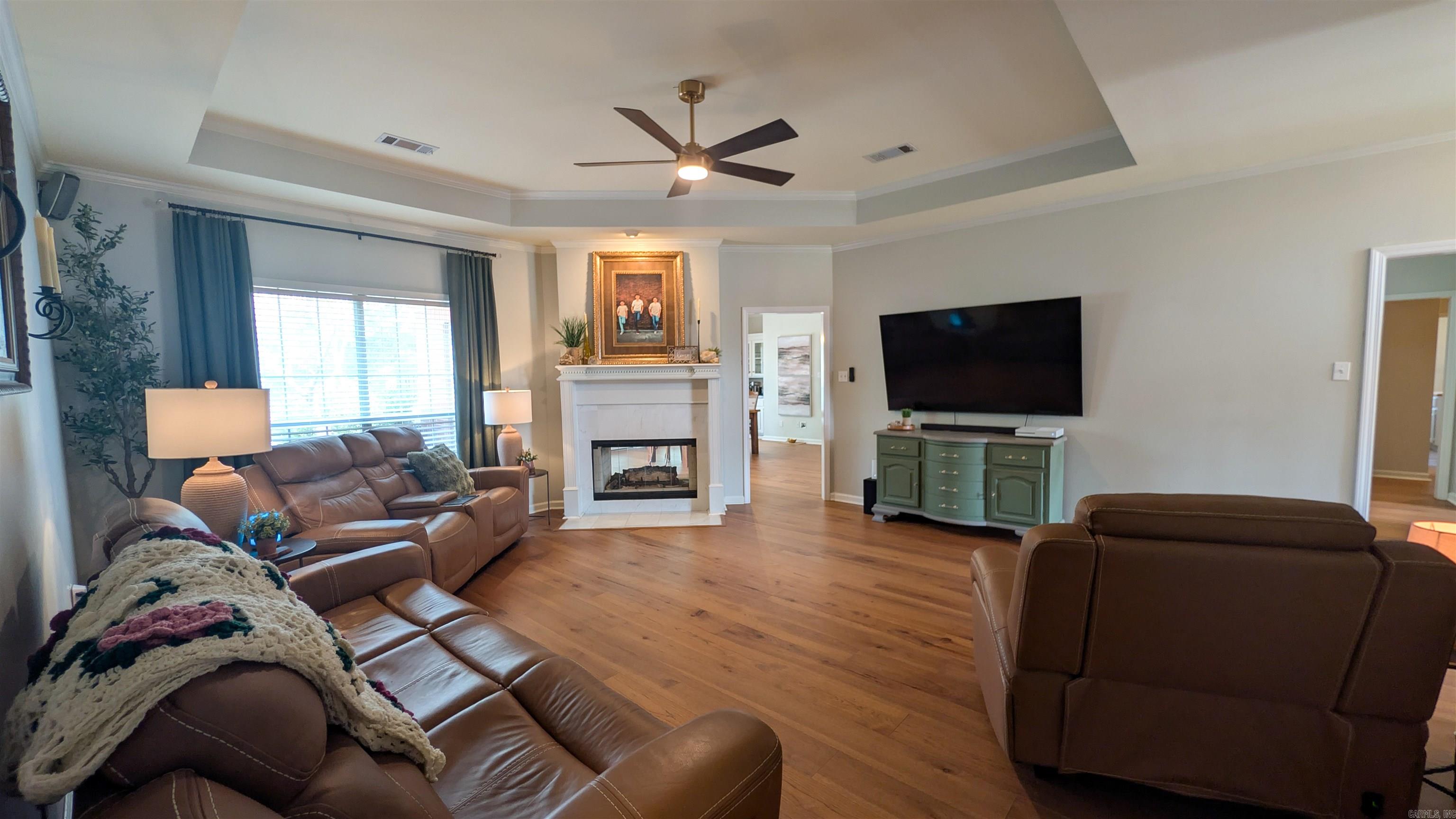 COUNTRY CLUB OF ARK THE - Residential