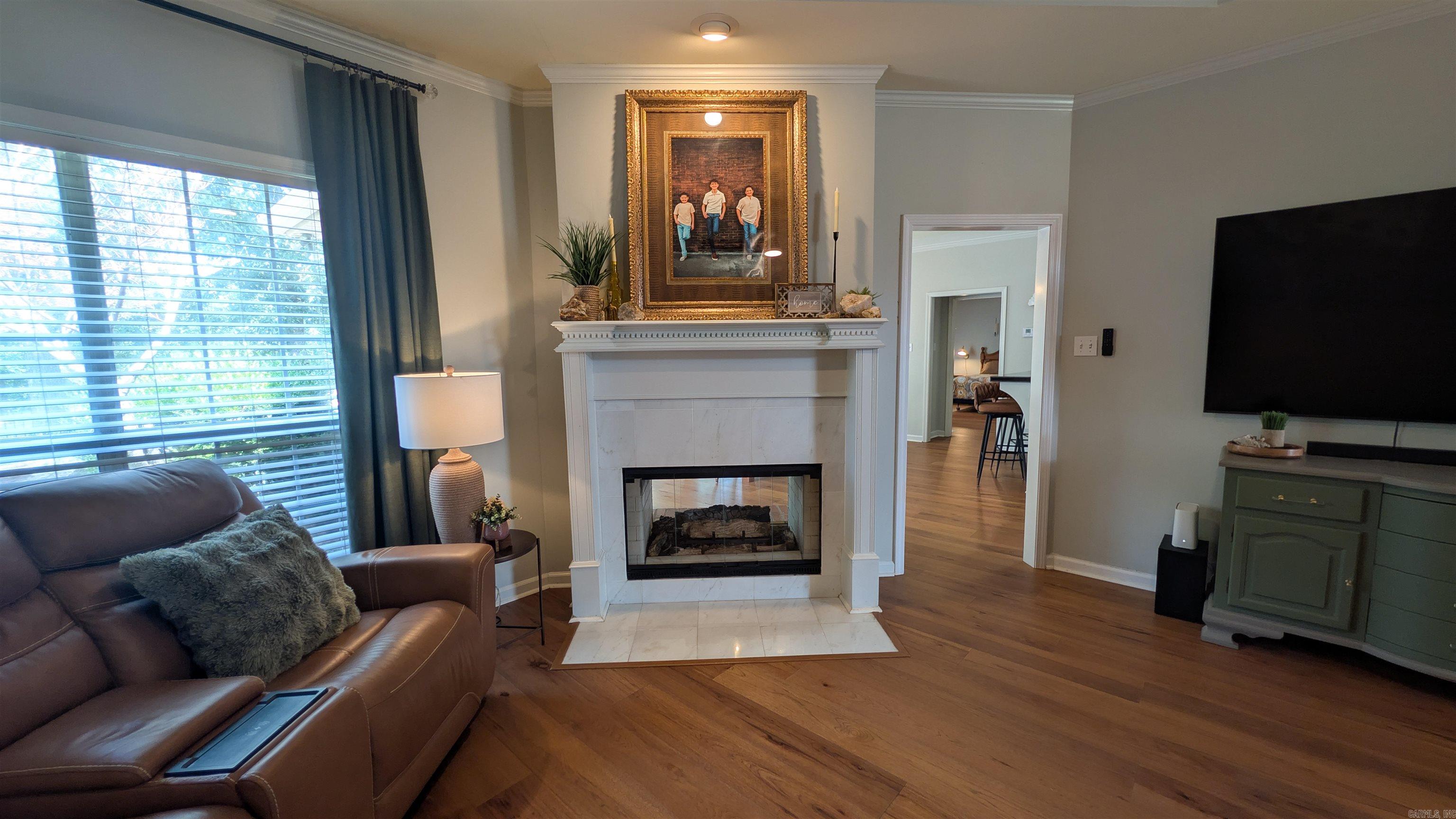 COUNTRY CLUB OF ARK THE - Residential